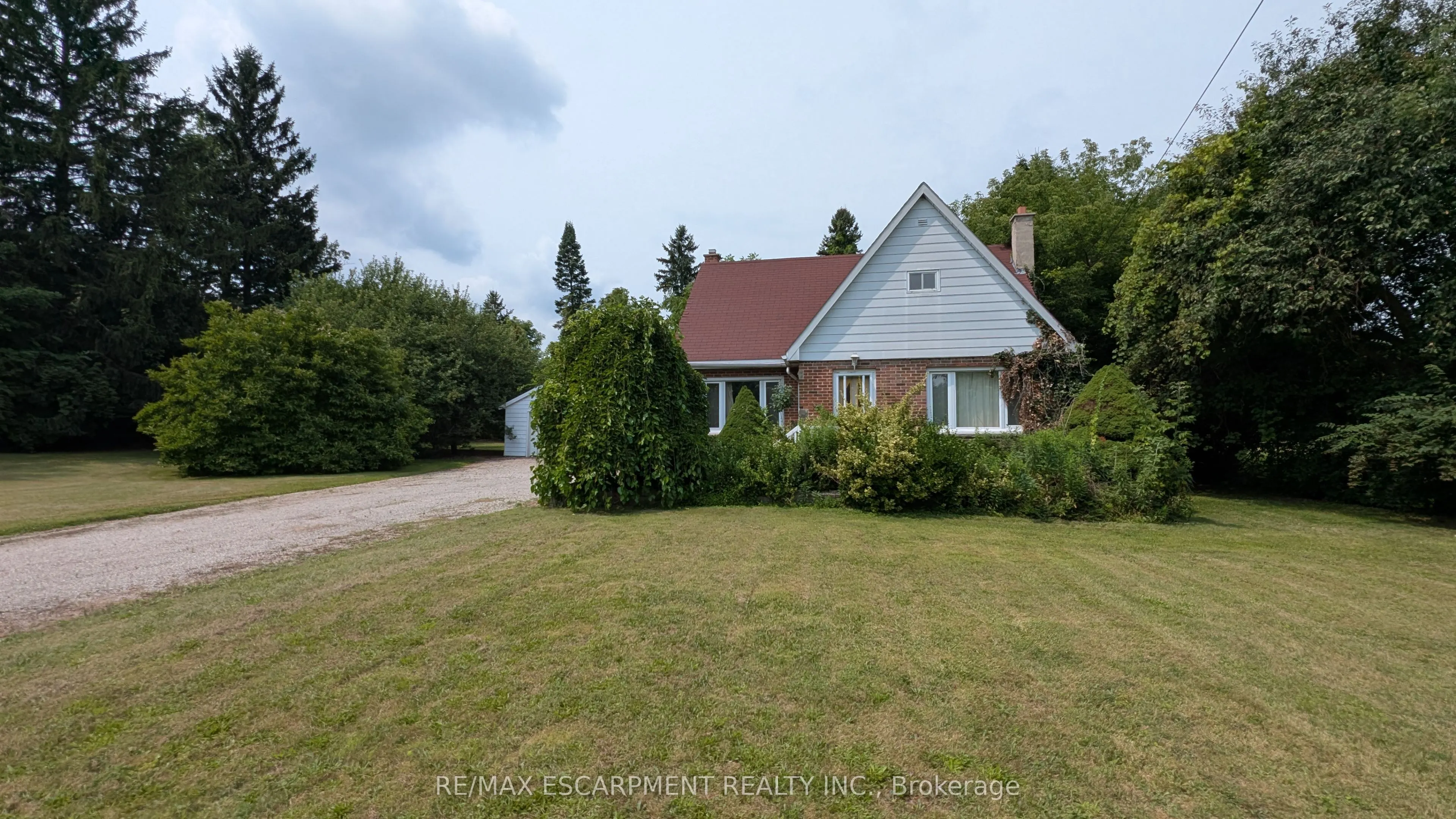 127 Brant Road