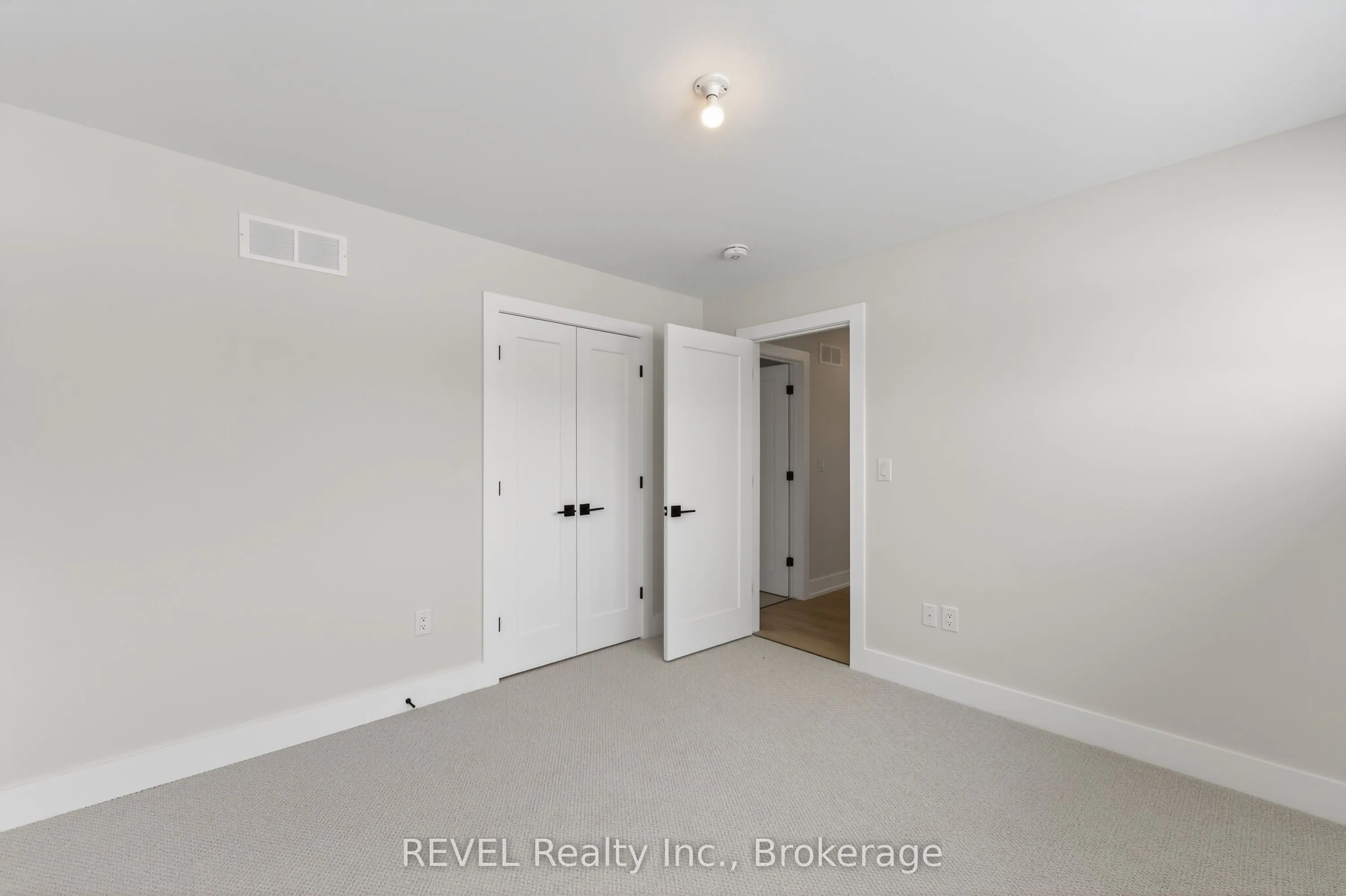 22 Anchor Road