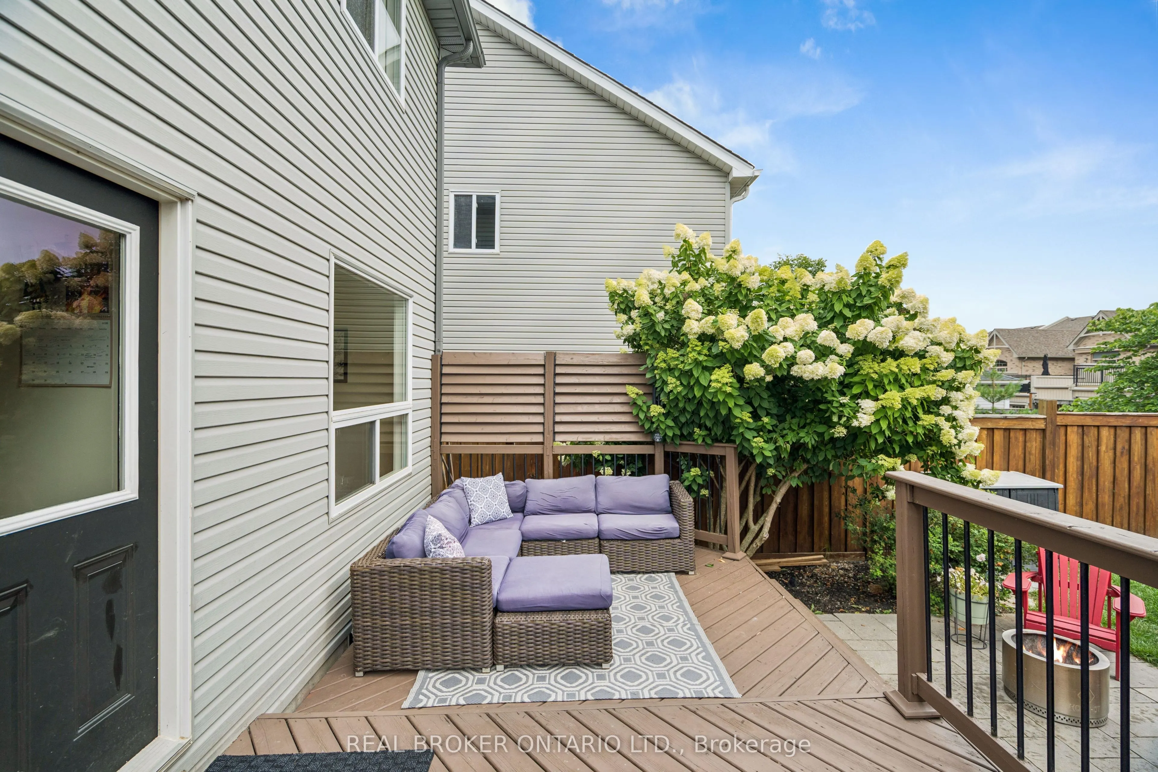 168 Hampson Crescent