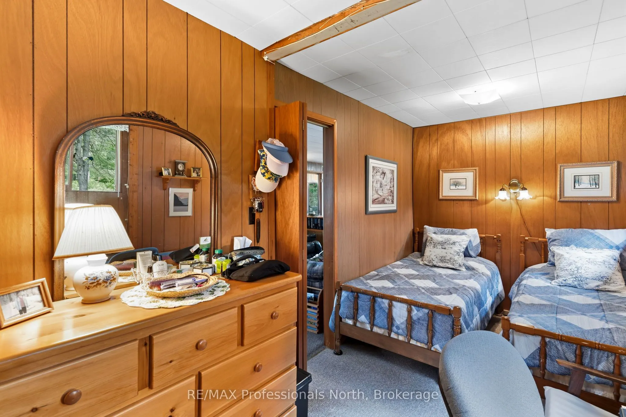 1214 OLIVER Road