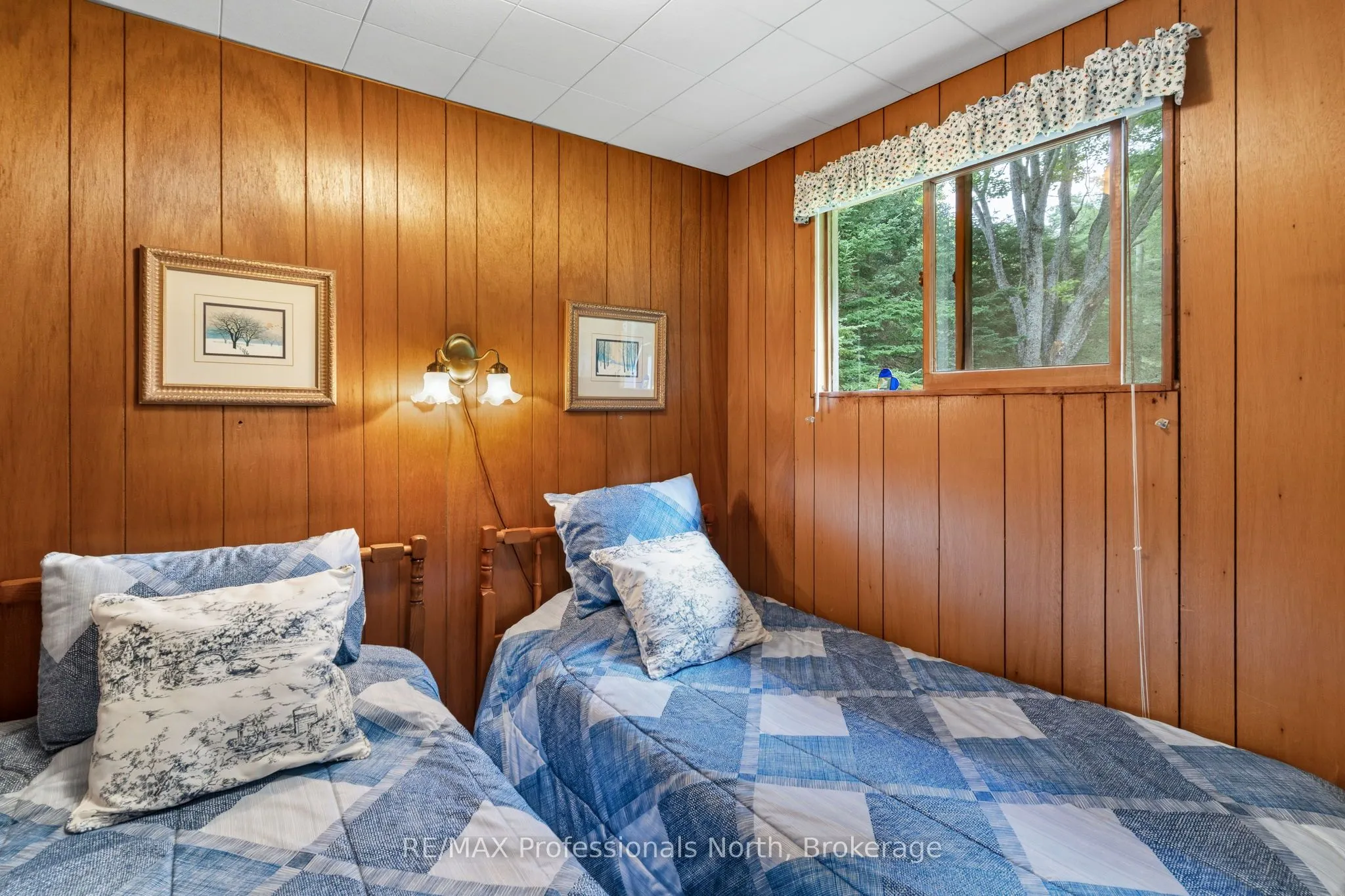 1214 OLIVER Road