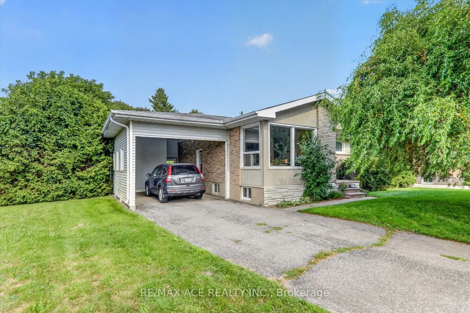 18 Heneage Street