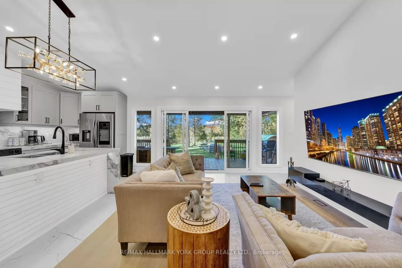 25 Driftwood Shores