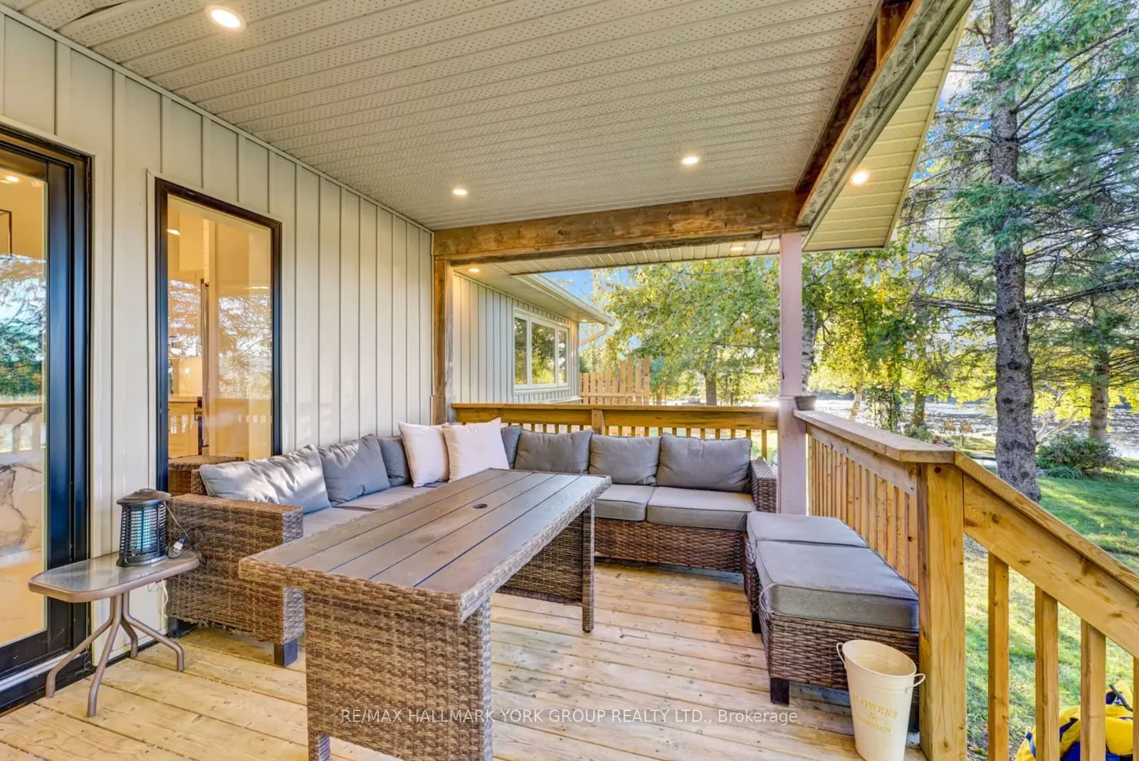 25 Driftwood Shores