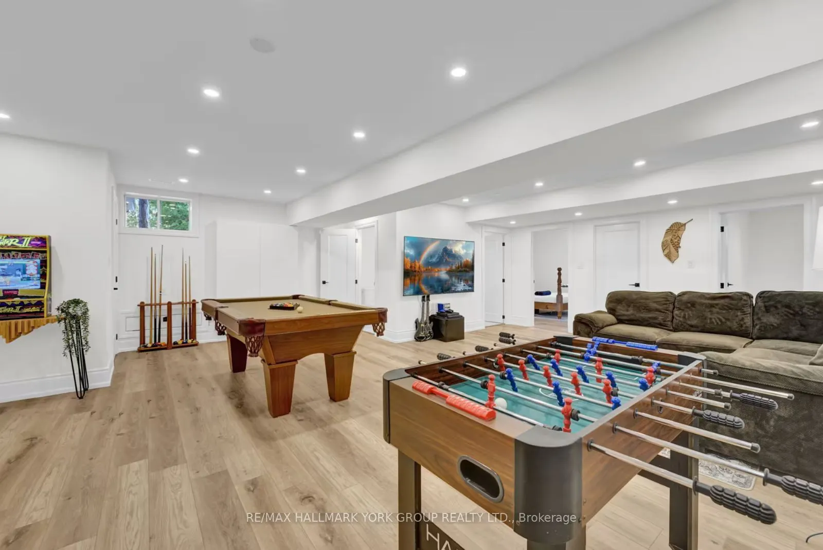 25 Driftwood Shores