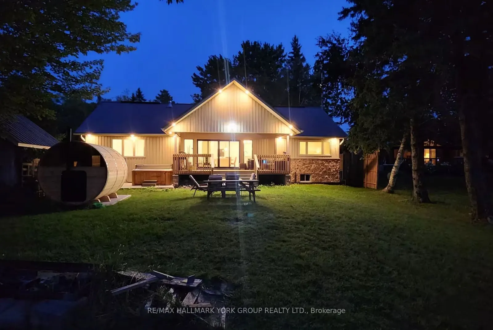 25 Driftwood Shores