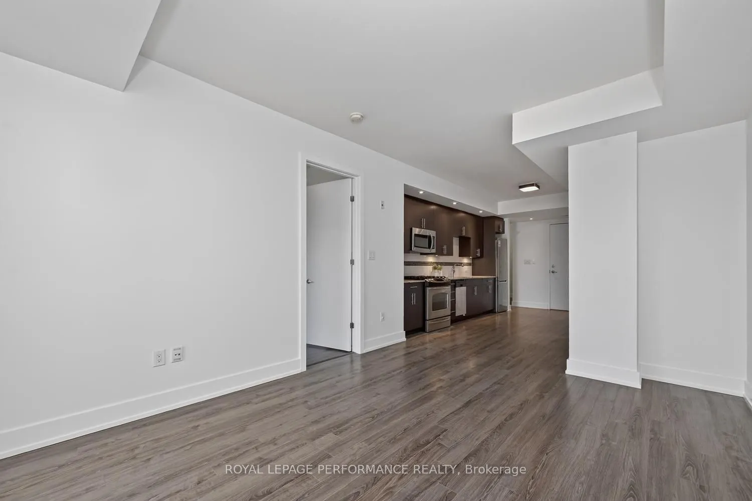 100 Champagne Avenue S #903