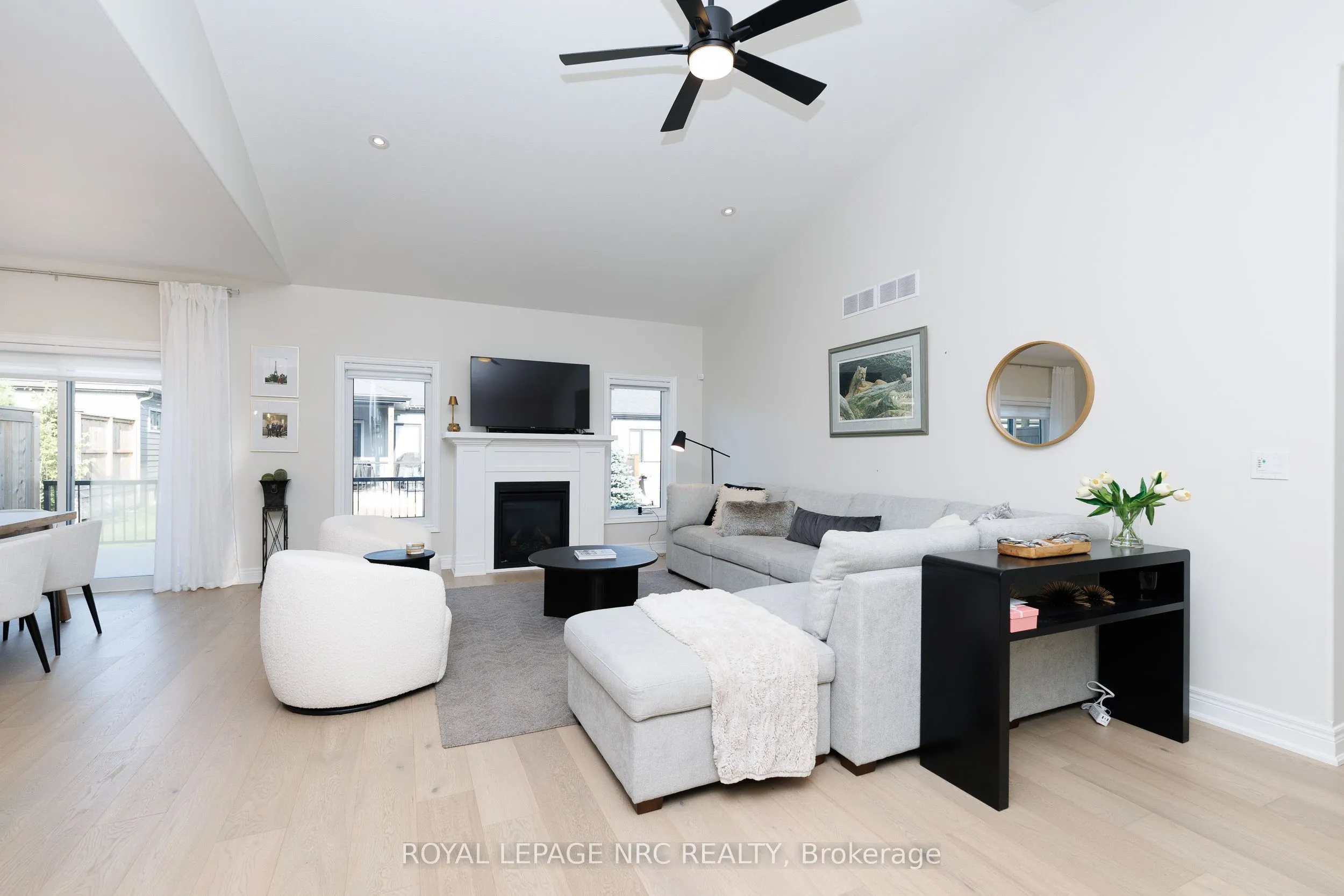 154 Port Robinson Road #6