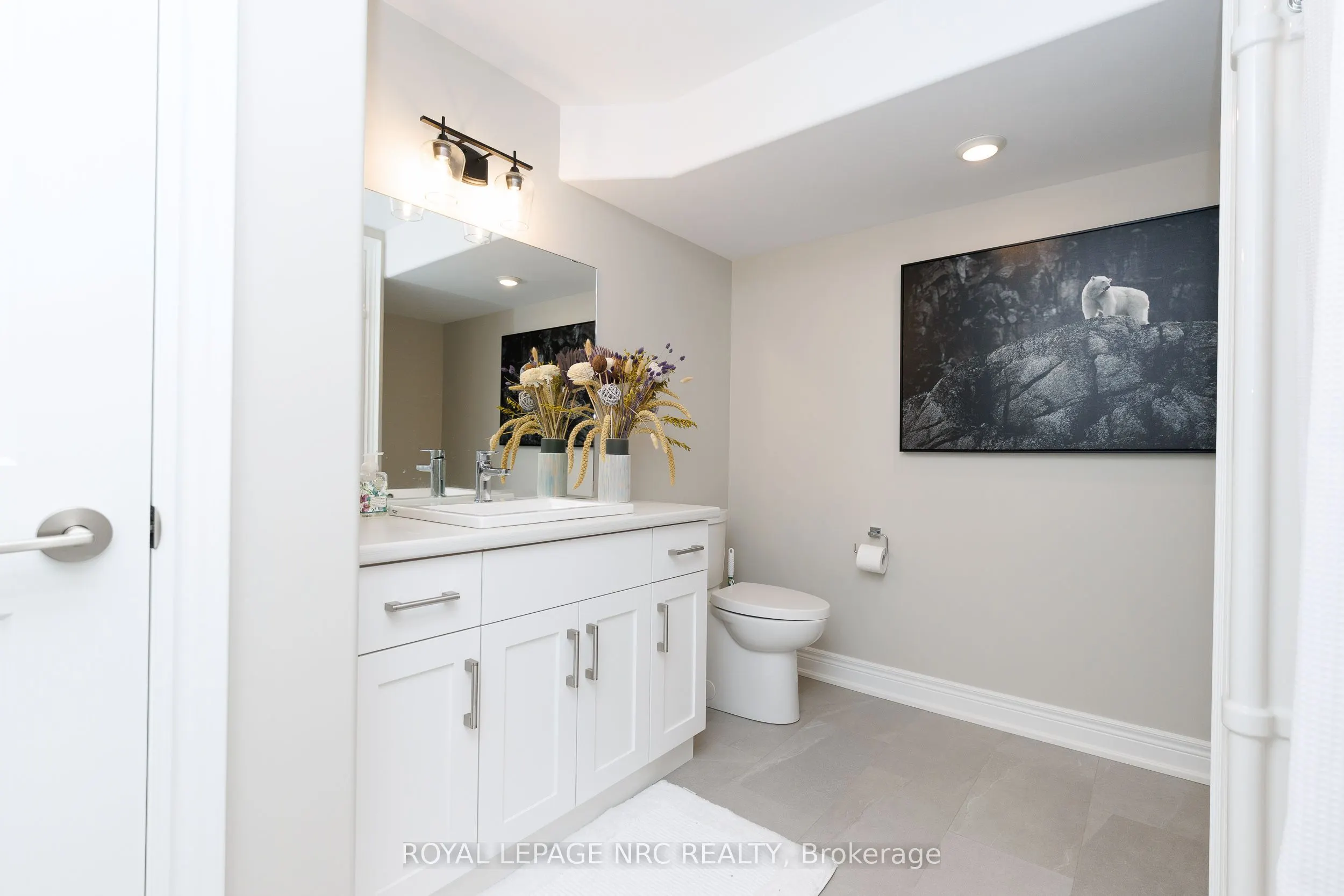 154 Port Robinson Road #6