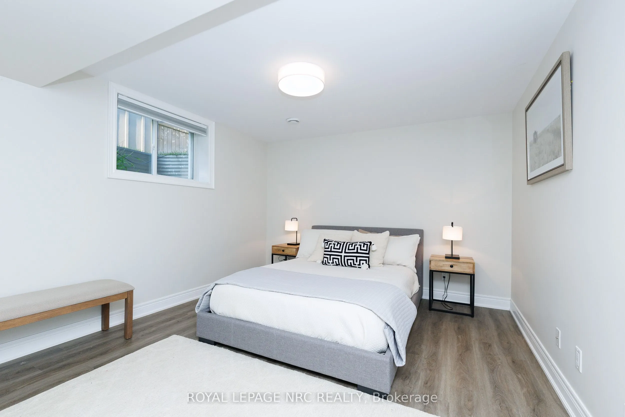 154 Port Robinson Road #6