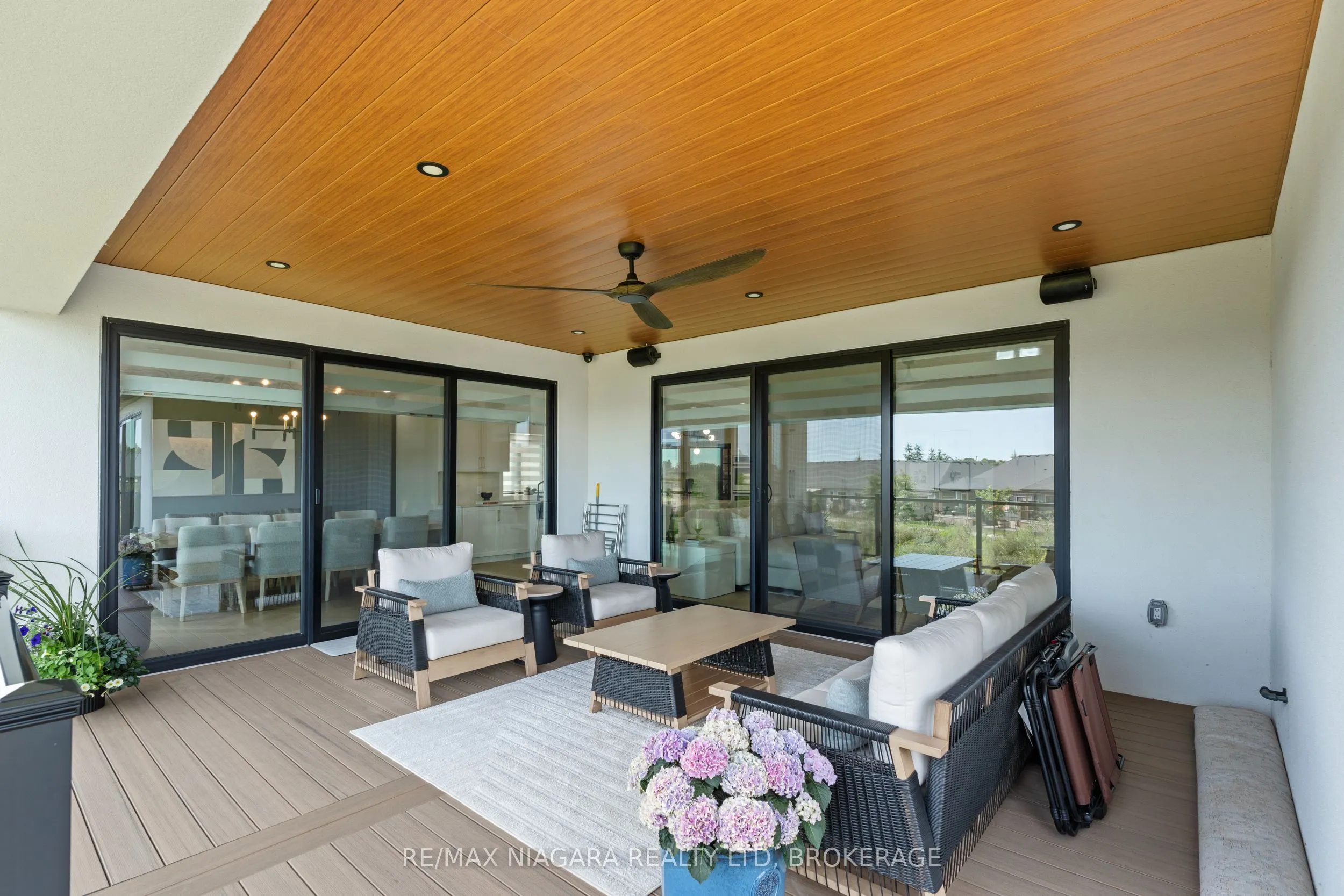 55 Swan Avenue