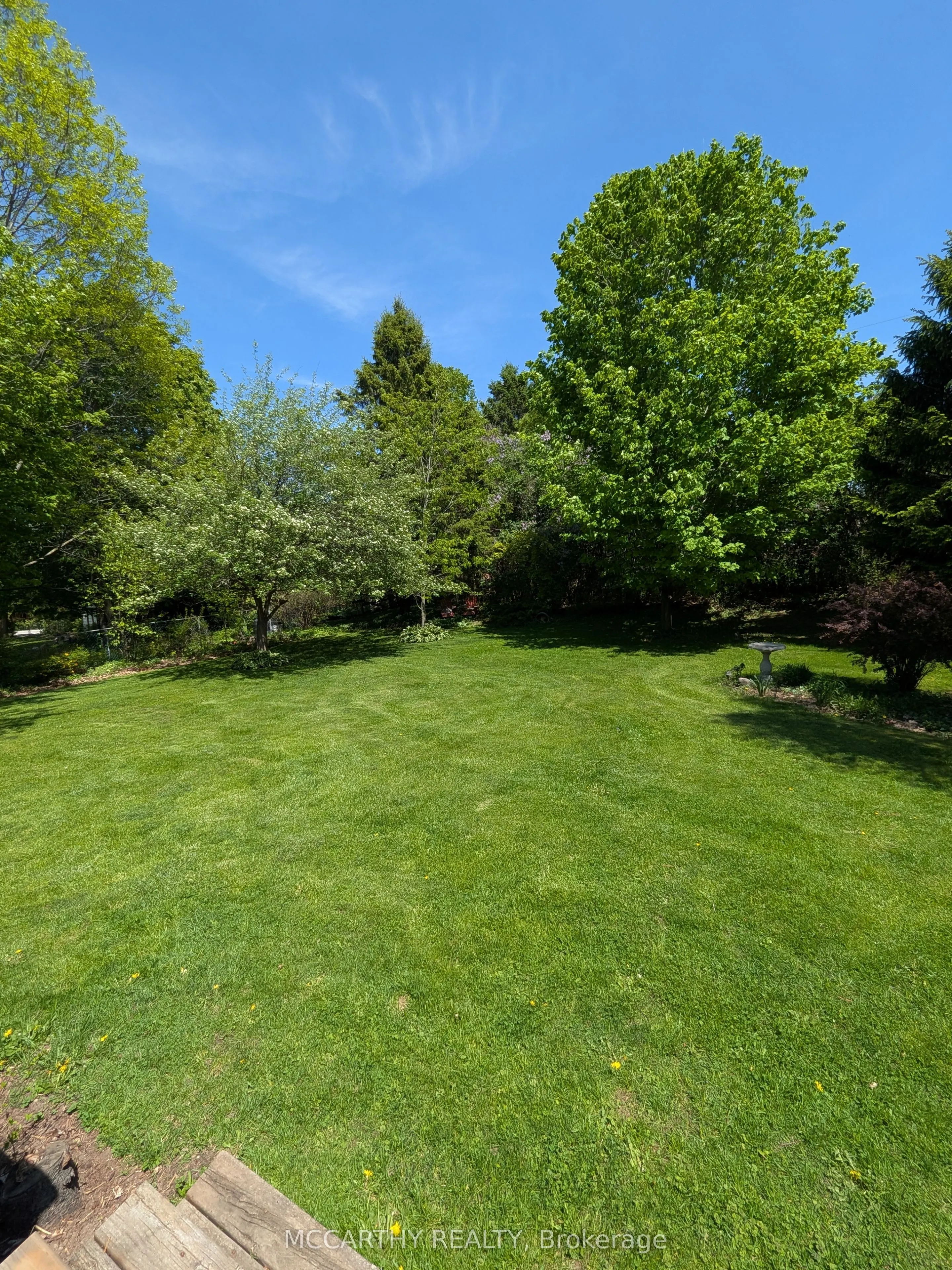 11 Lynda Avenue