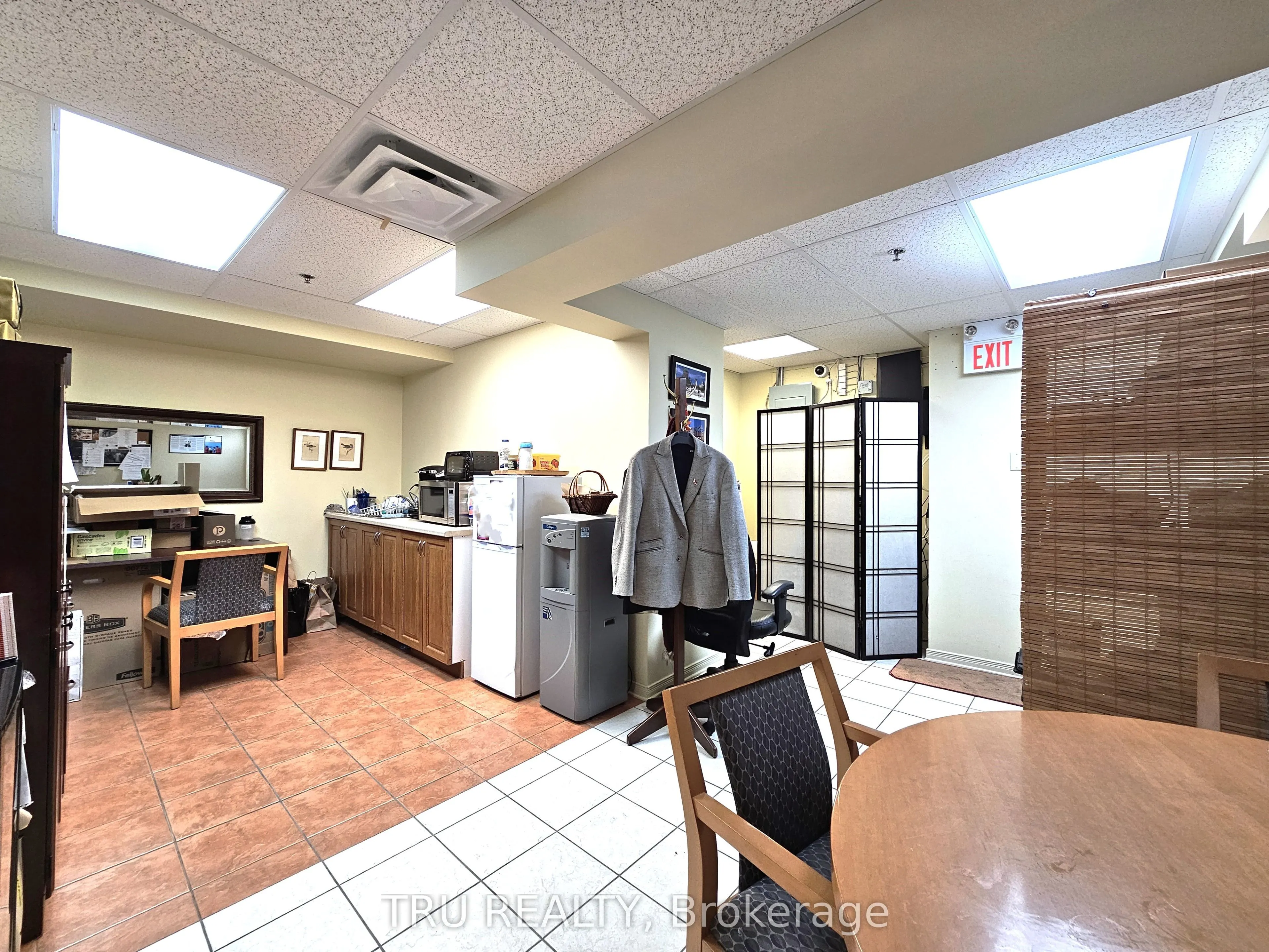 838 Somerset Street W #20