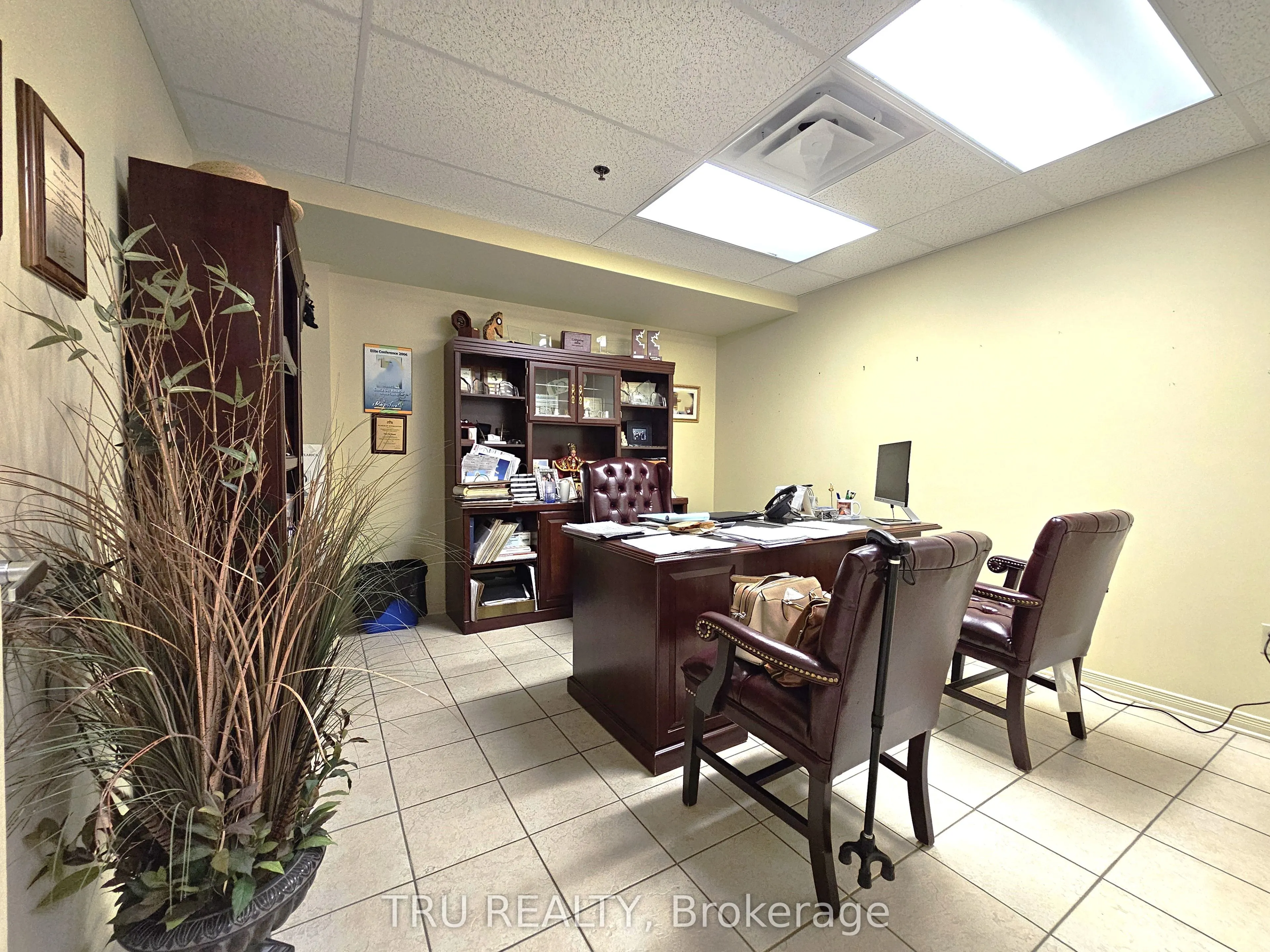 838 SOMERSET Street W #20