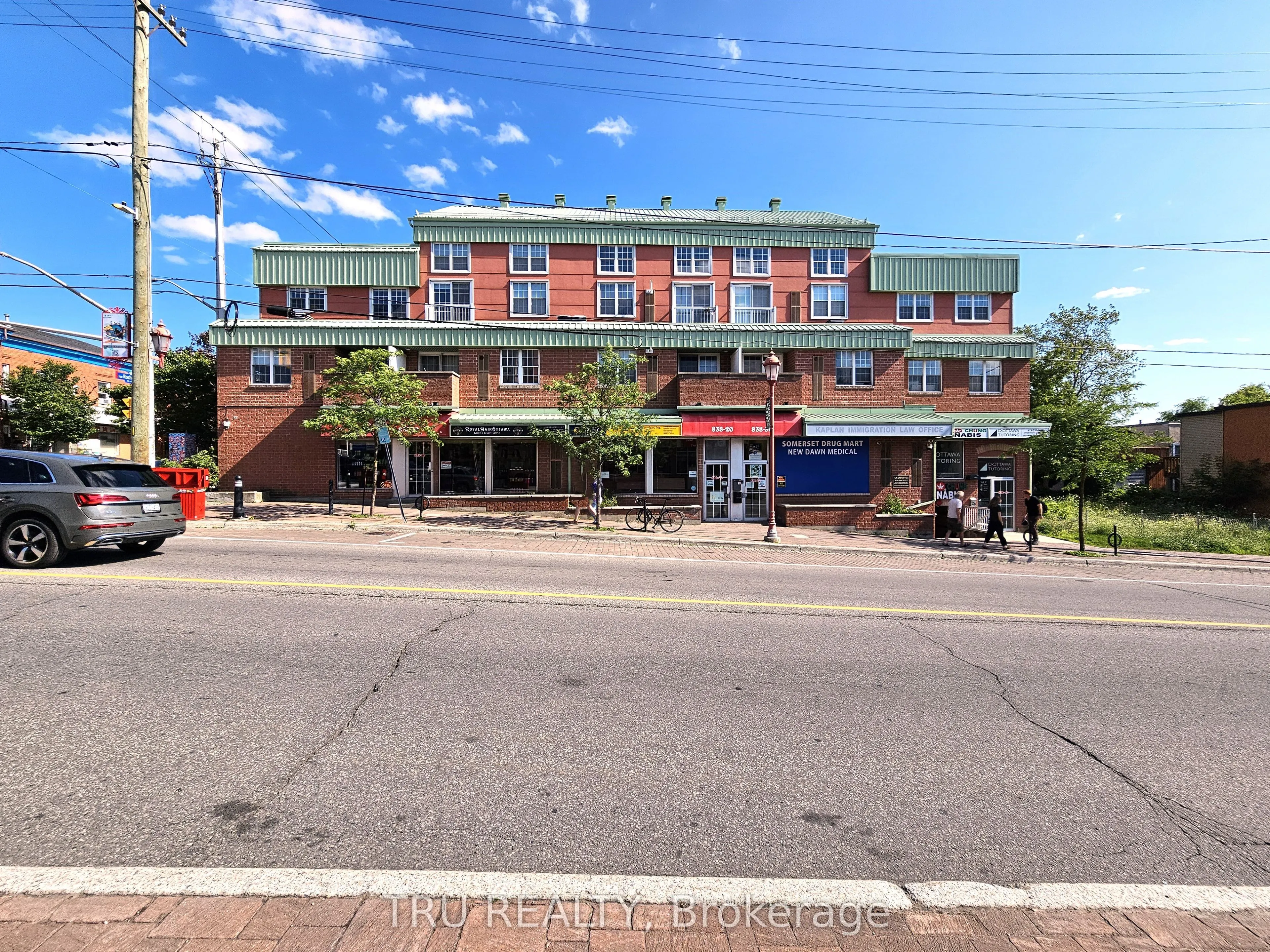 838 SOMERSET Street W #20