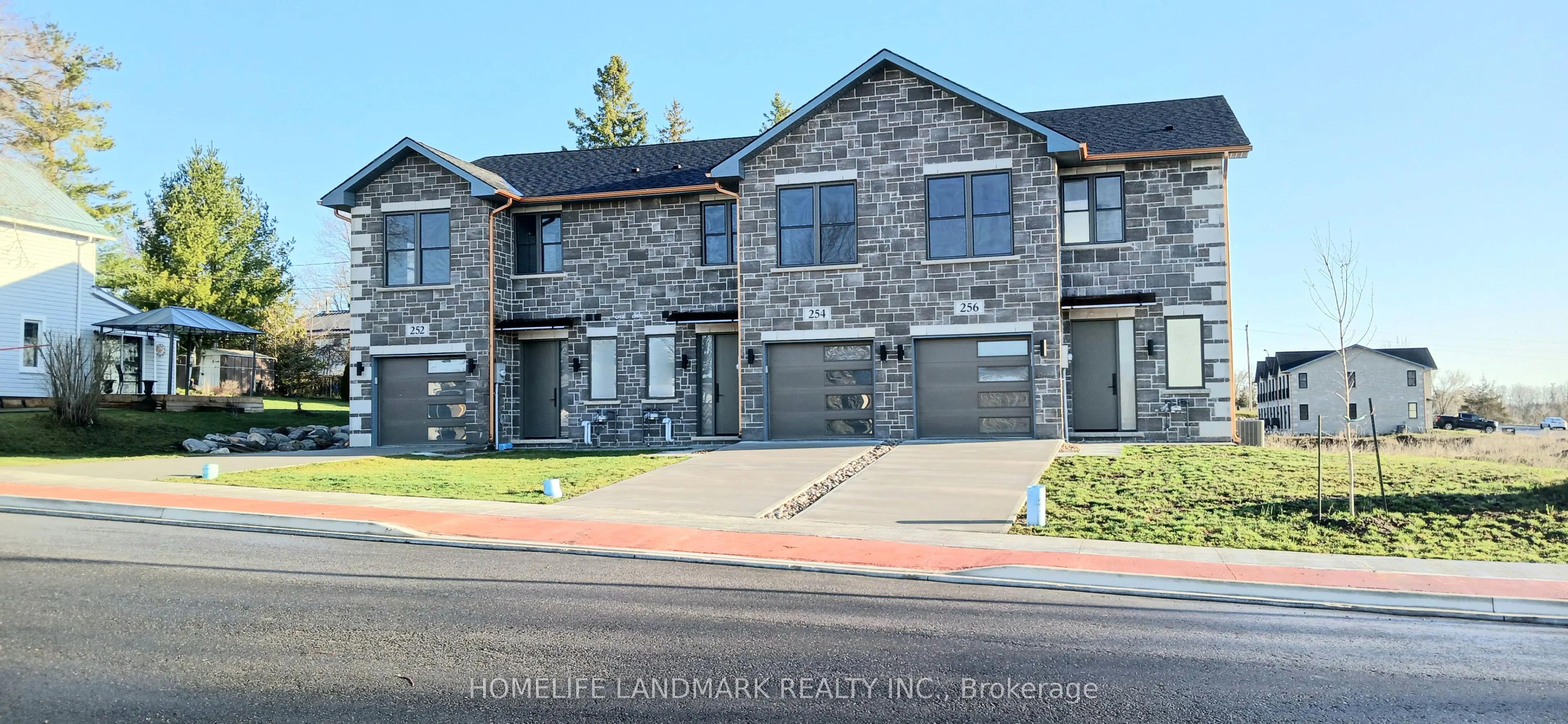 254 Naseby Street