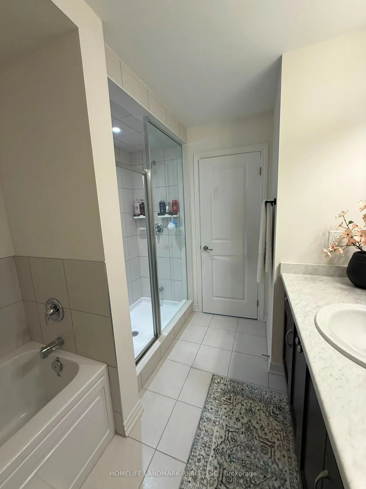305 Garner Road W #117