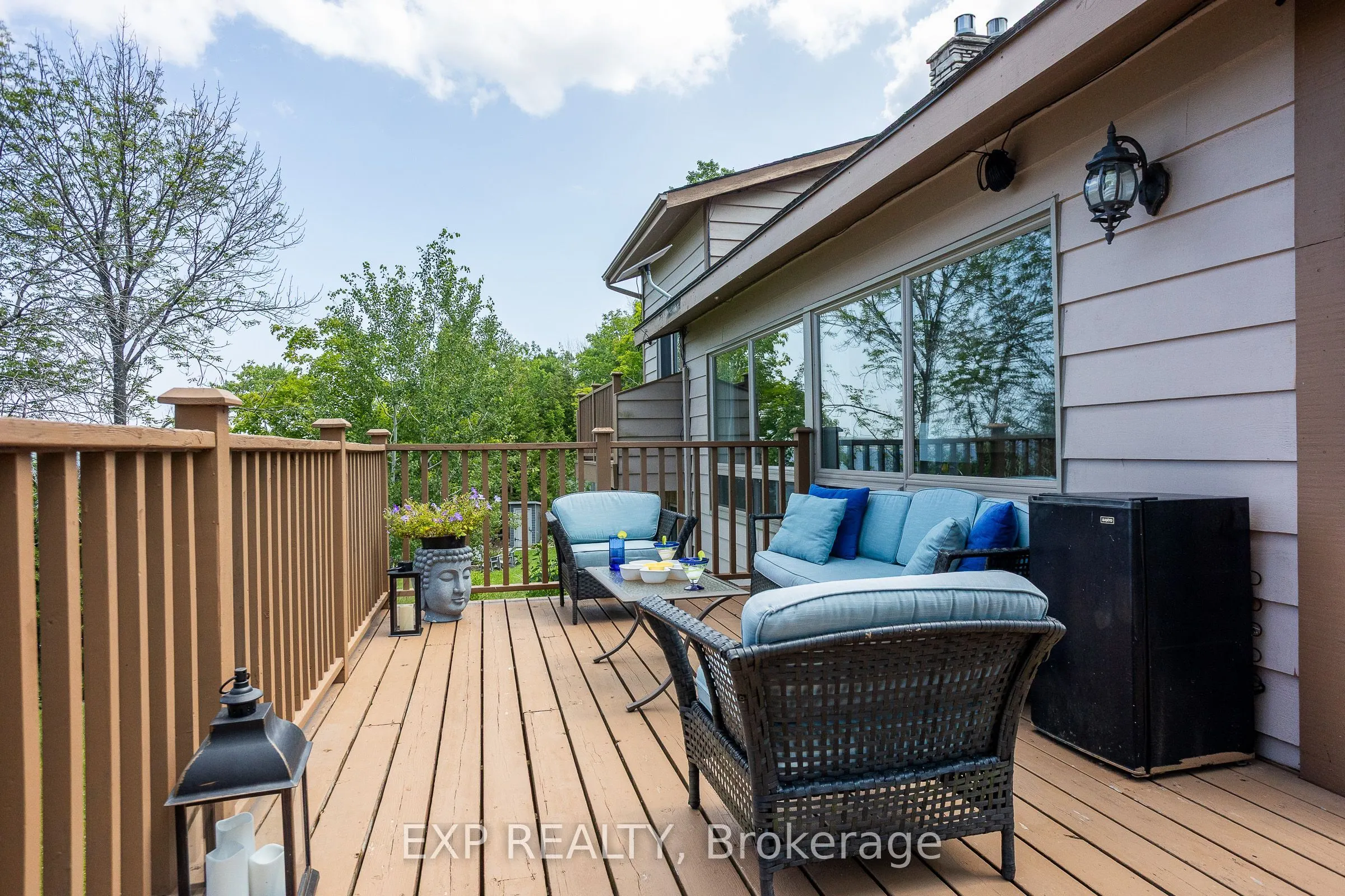 121 Ivy Drive