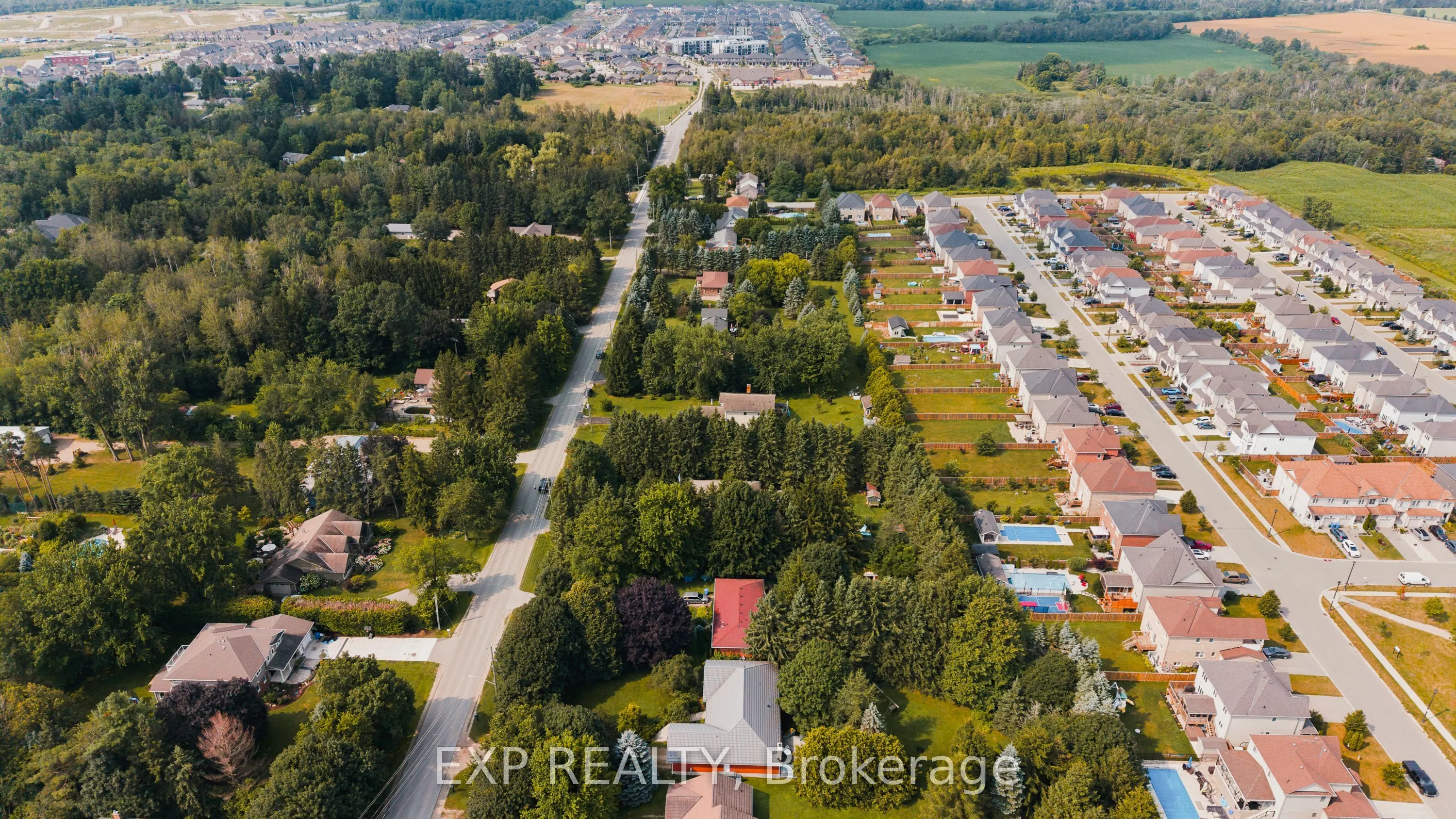 104 Sideroad 18 Road