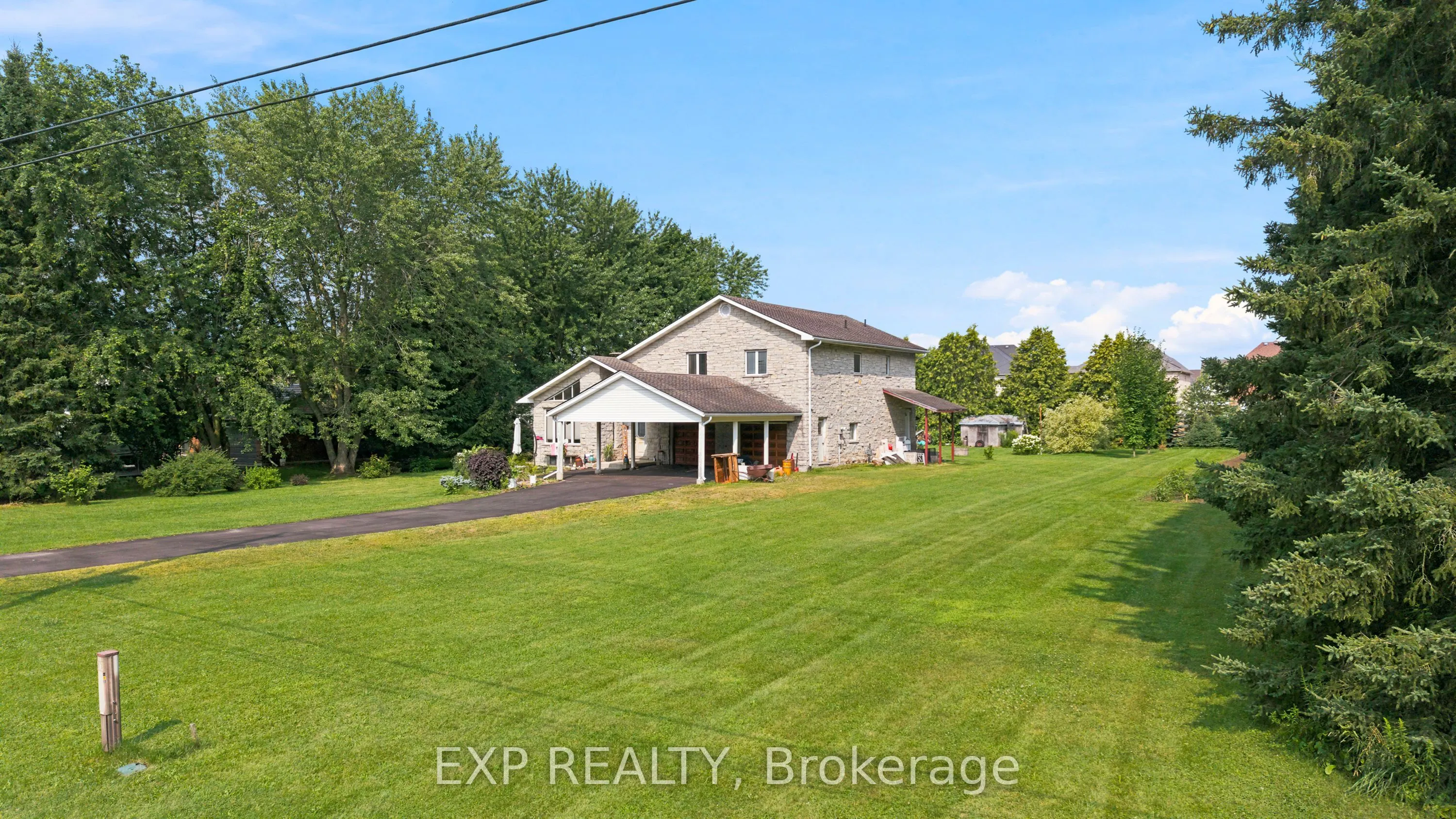 104 Sideroad 18 Road