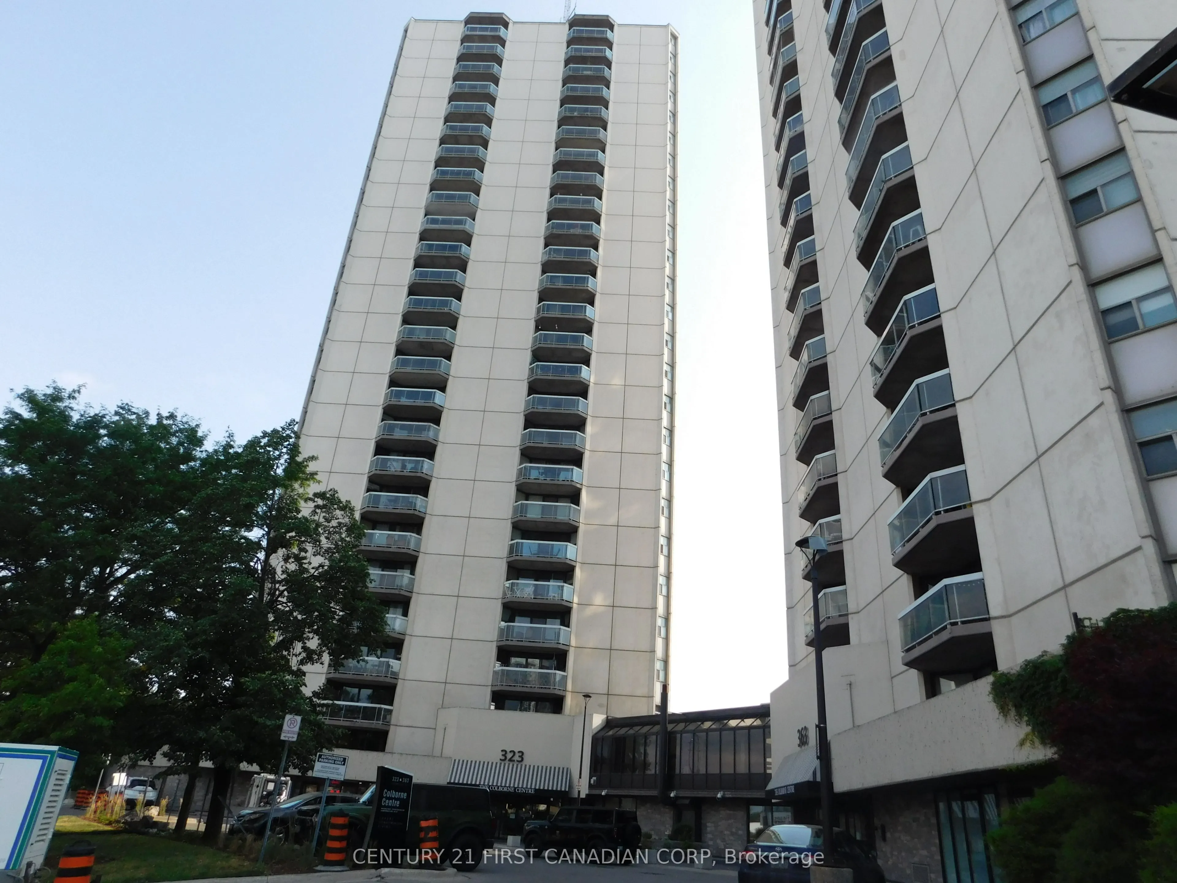 323 COLBORNE Street #2004