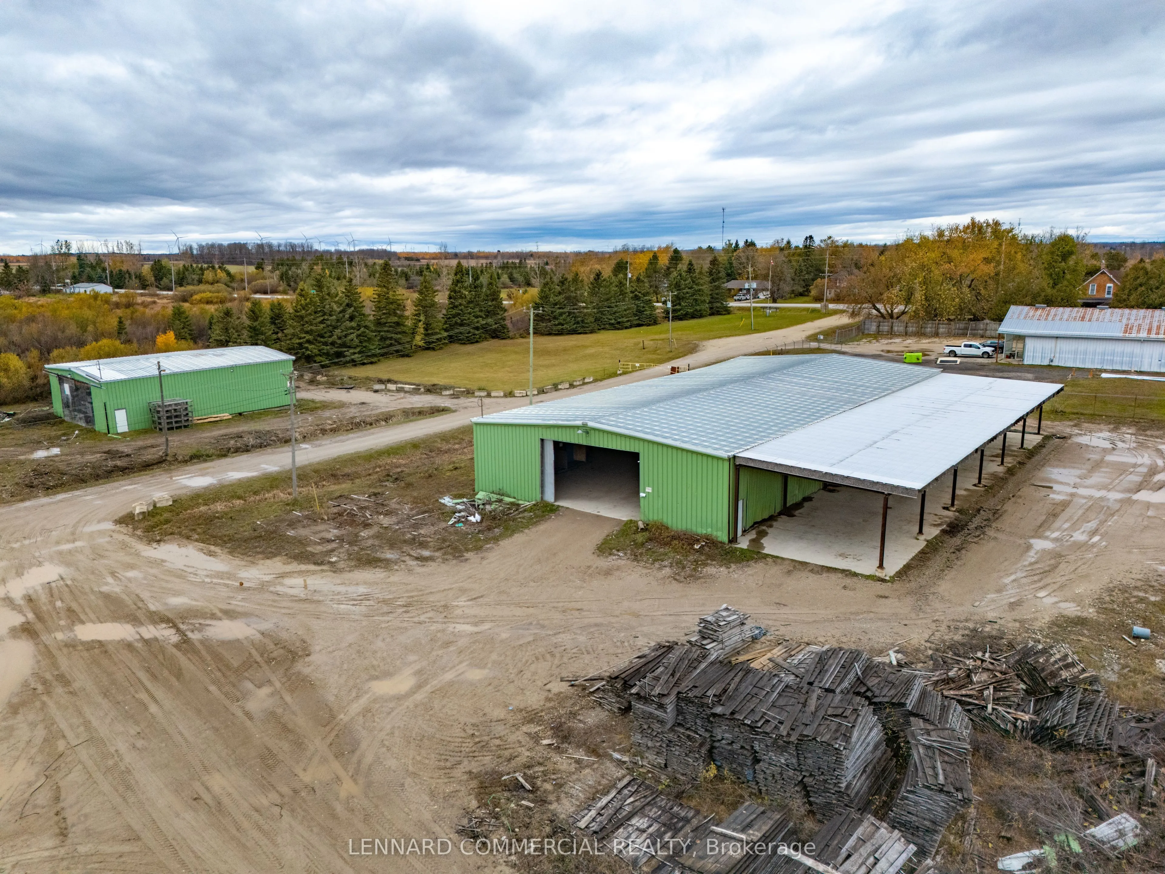 501 & 505 Main Street W