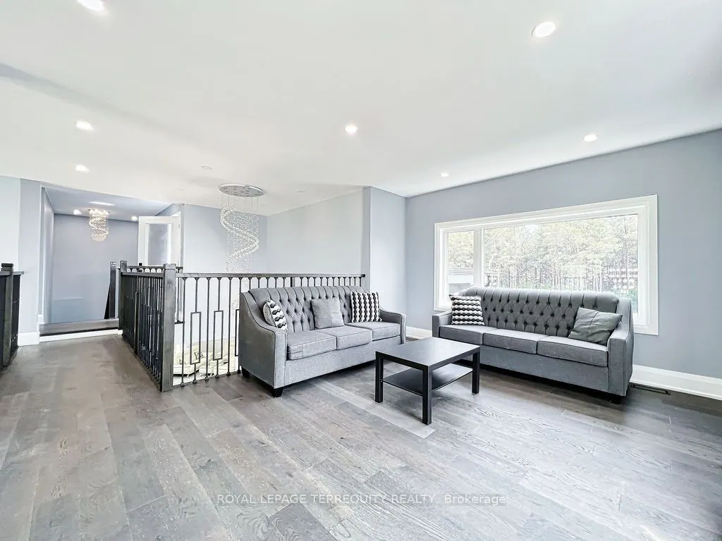 9 Rustlewood Avenue
