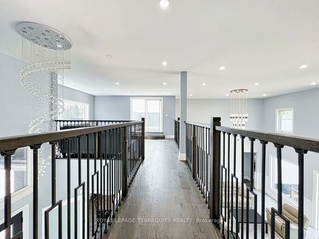 9 Rustlewood Avenue