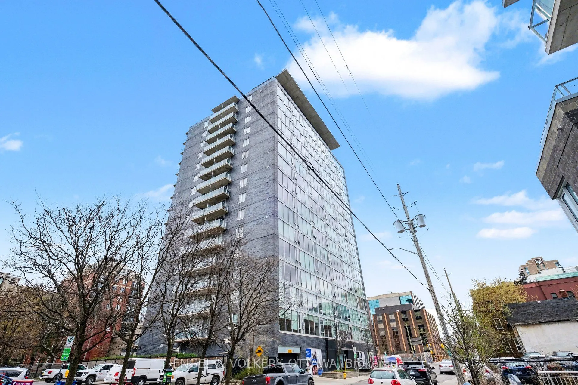 300 Lisgar Street #513