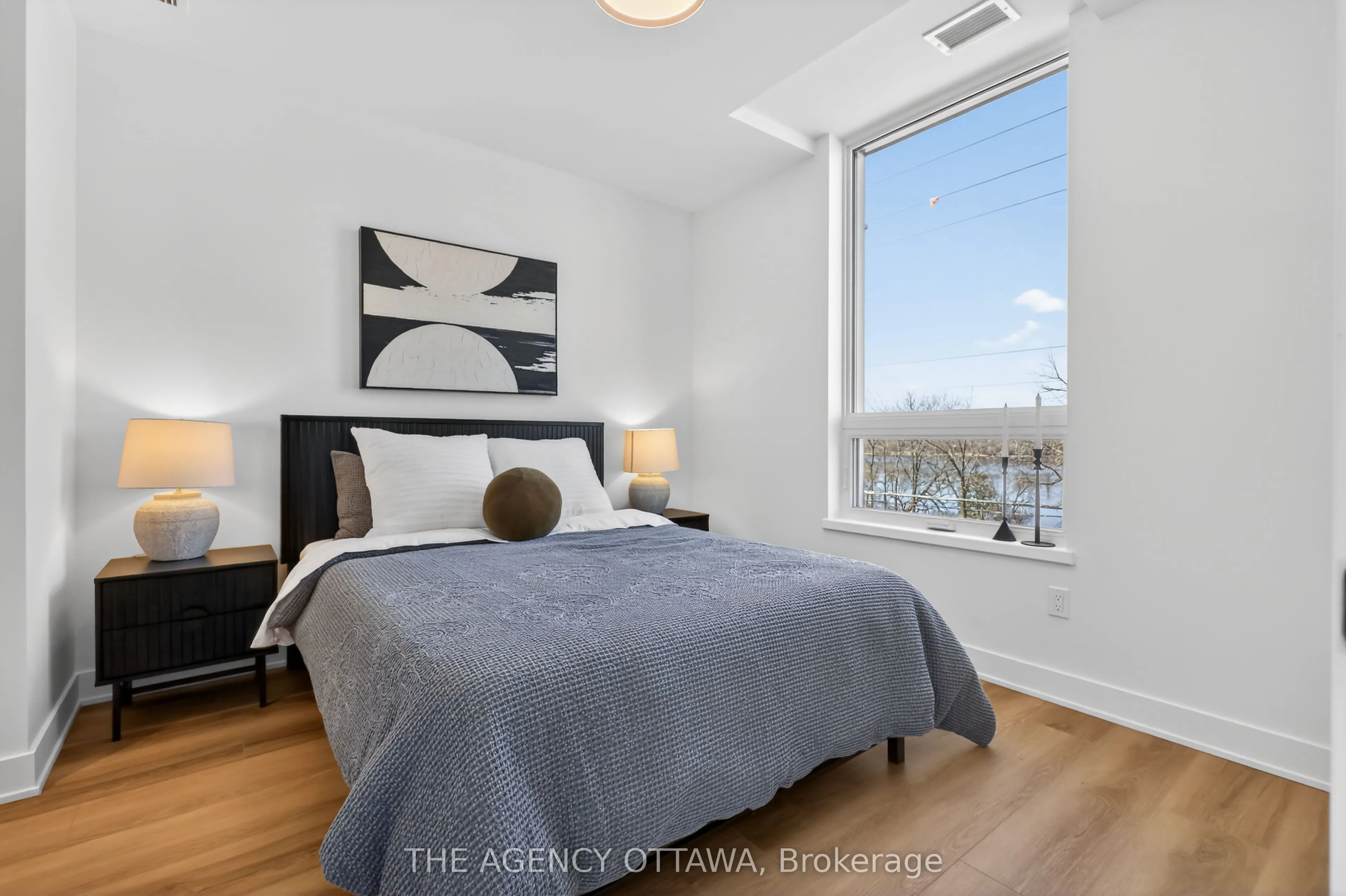 3085 Riverside Drive #209