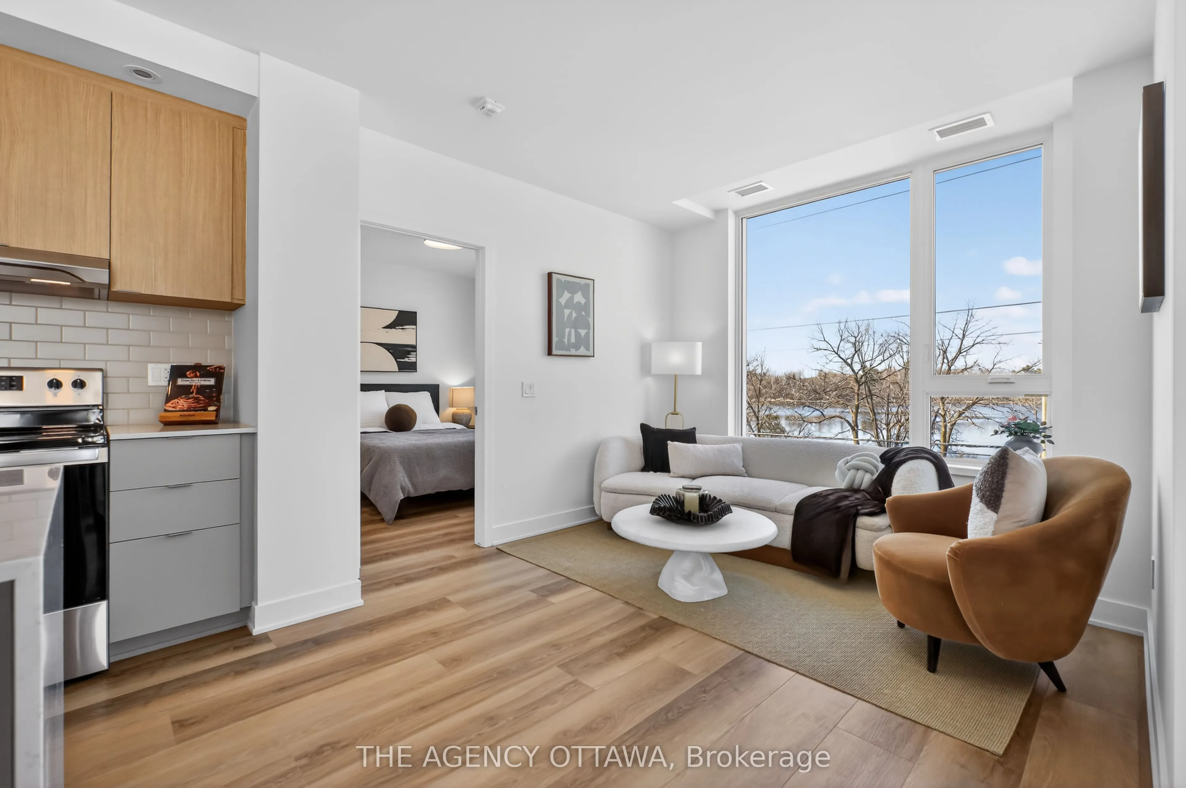 3085 Riverside Drive #209