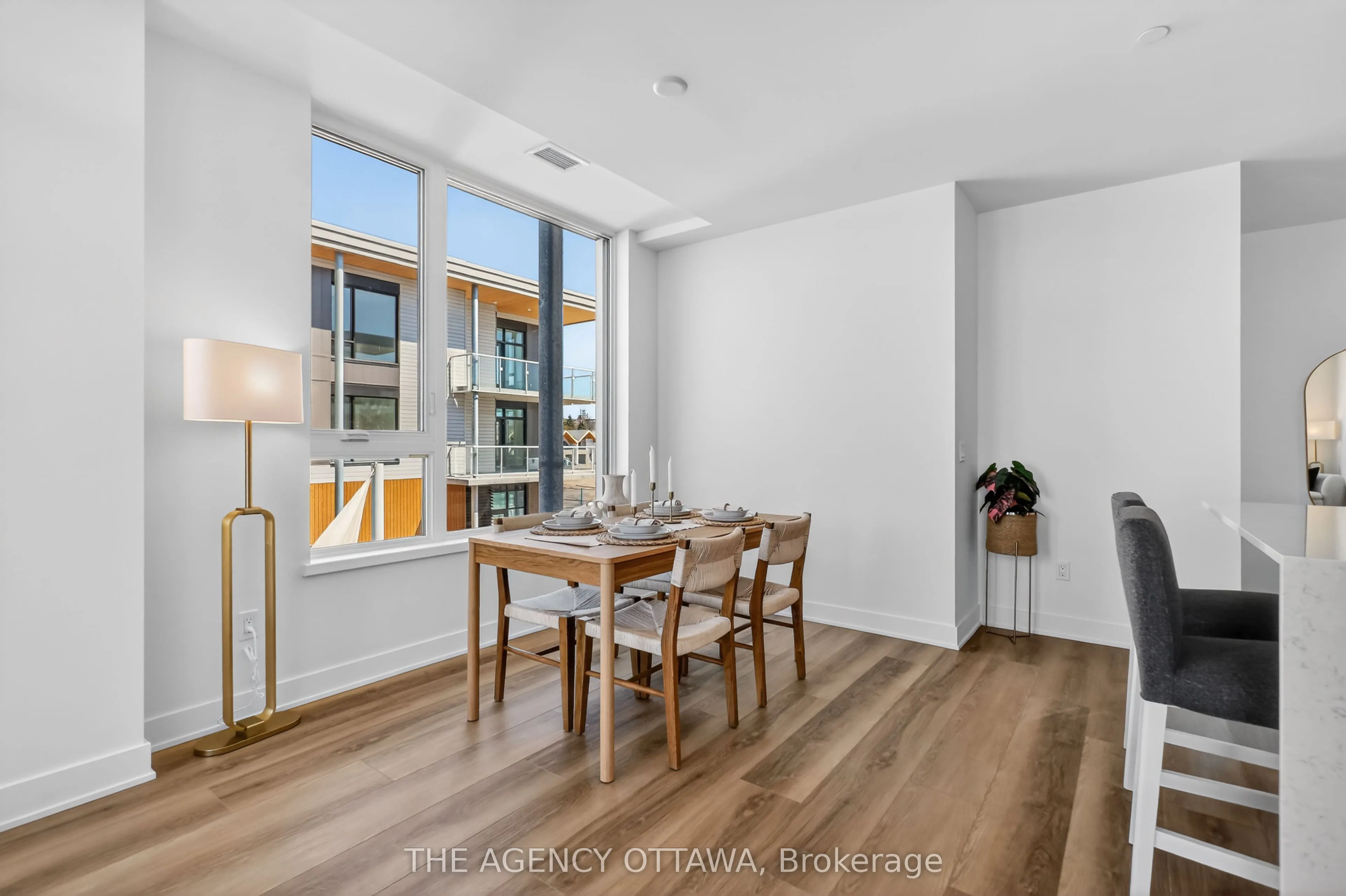 3085 Riverside Drive #209
