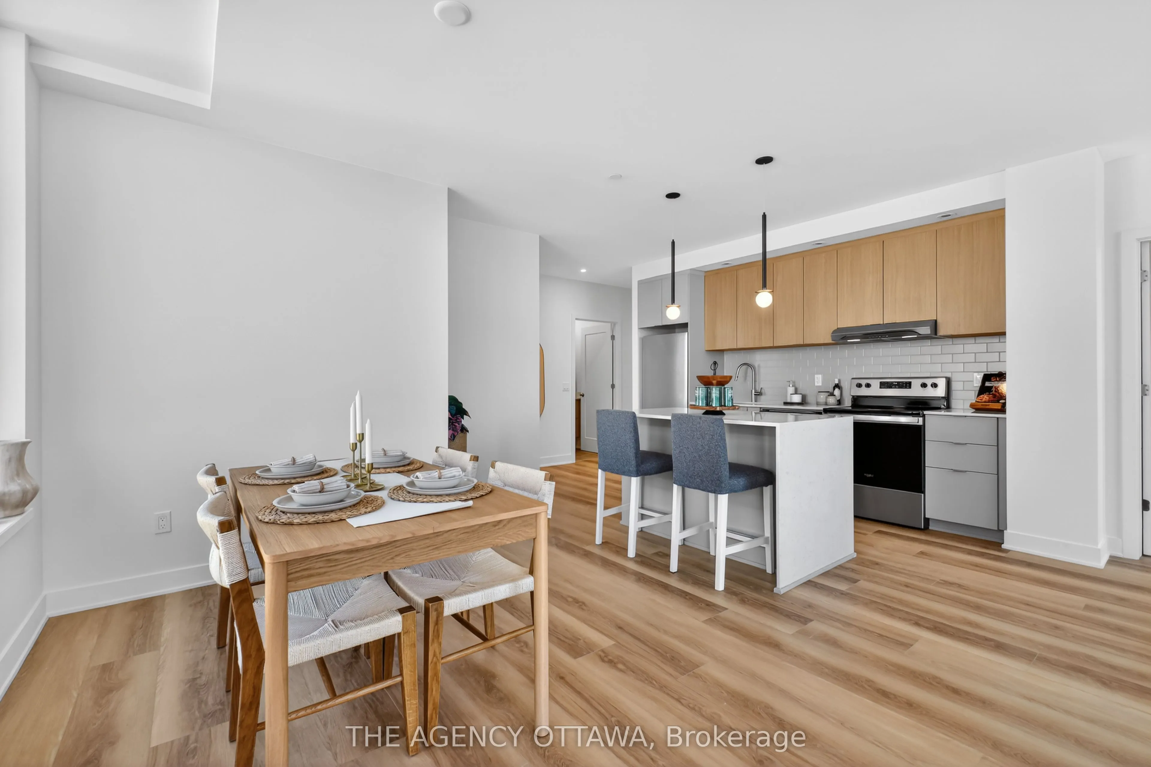 3085 Riverside Drive #209