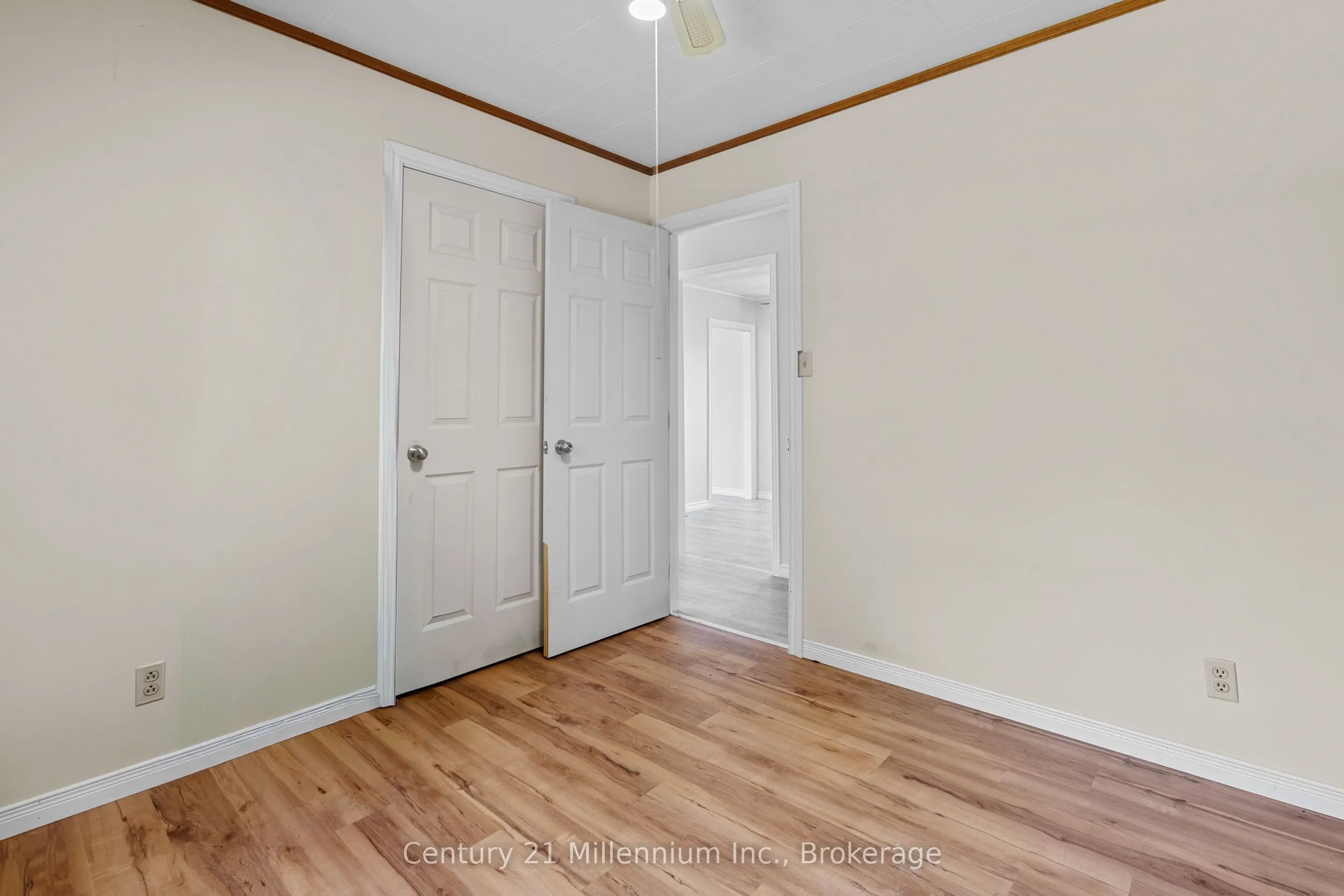 102768 Grey Rd 18 Road