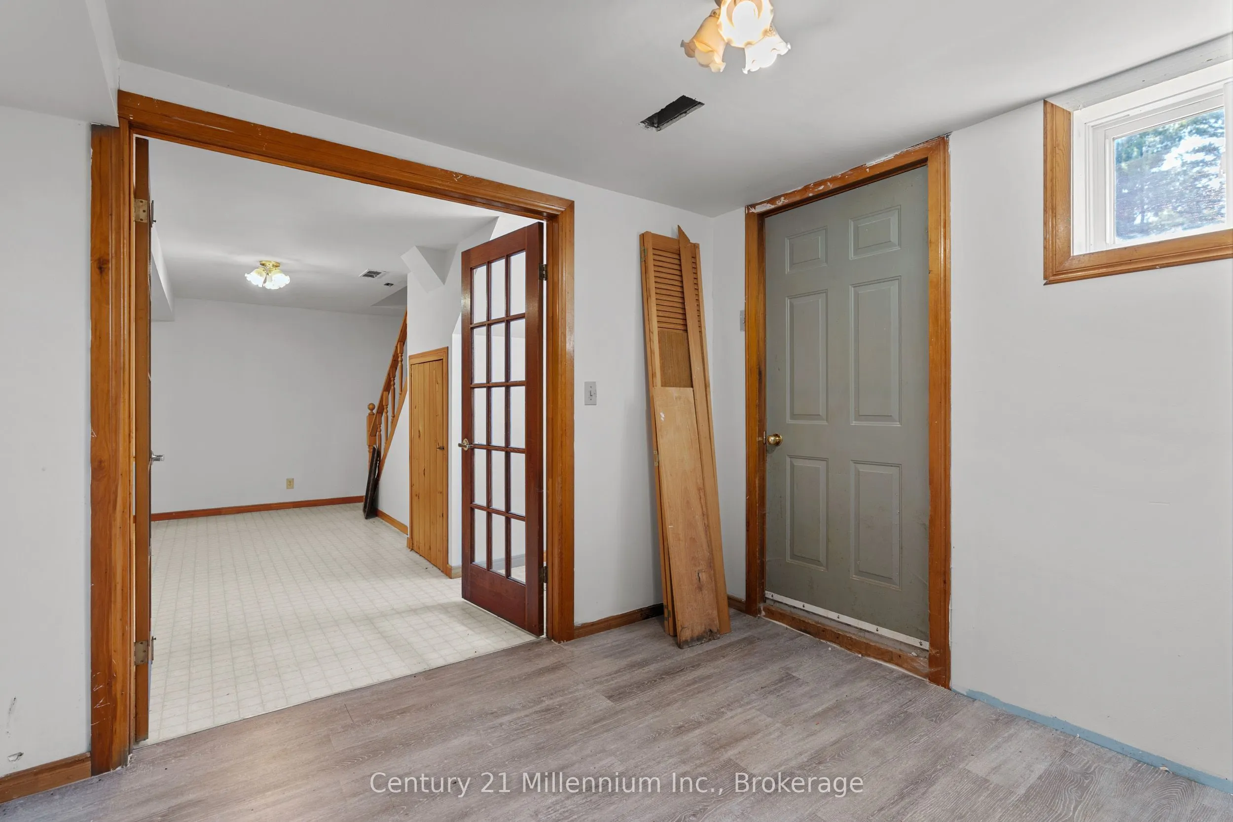 102768 Grey Rd 18 Road