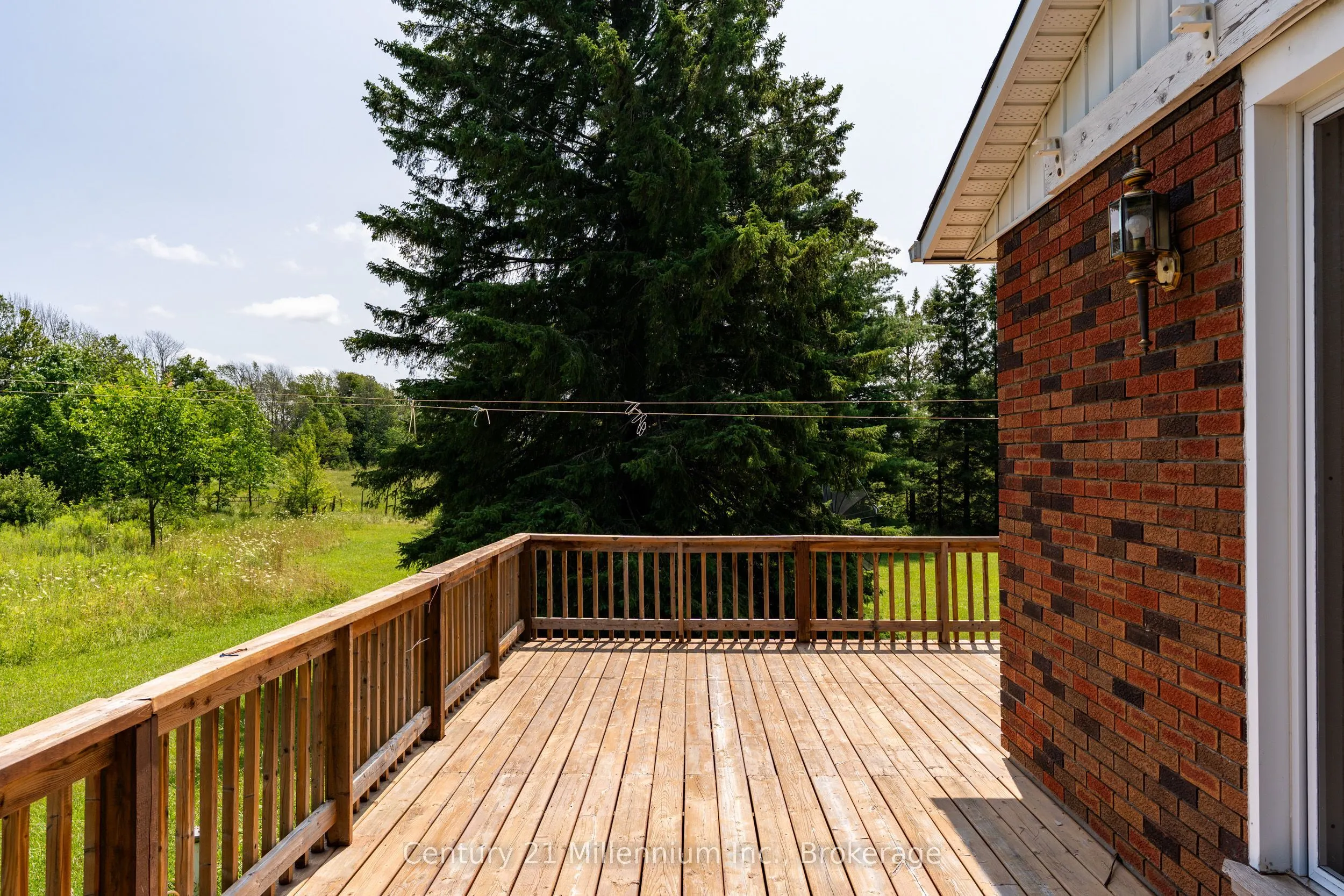 102768 Grey Rd 18 Road