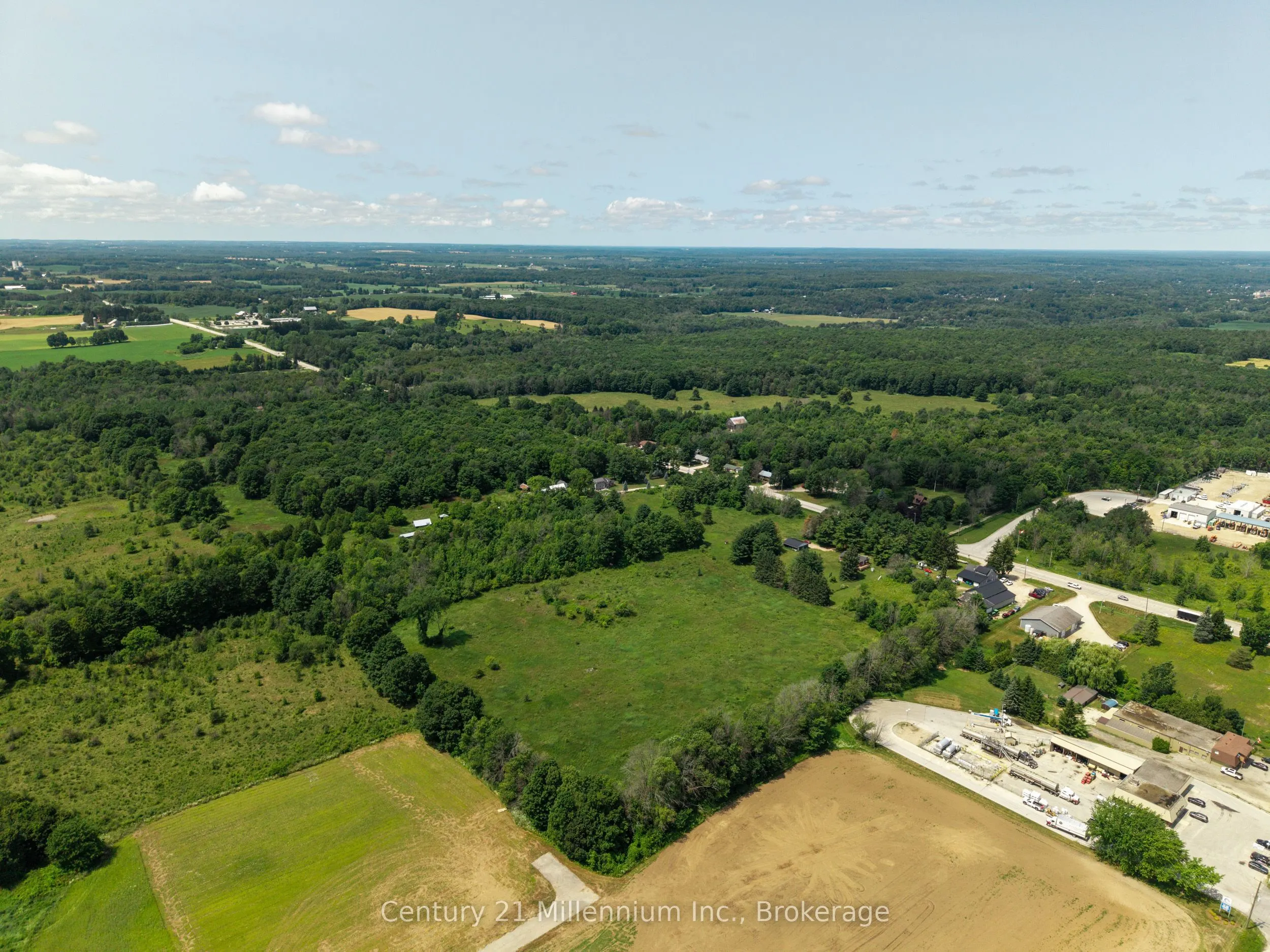 102768 Grey Rd 18 Road