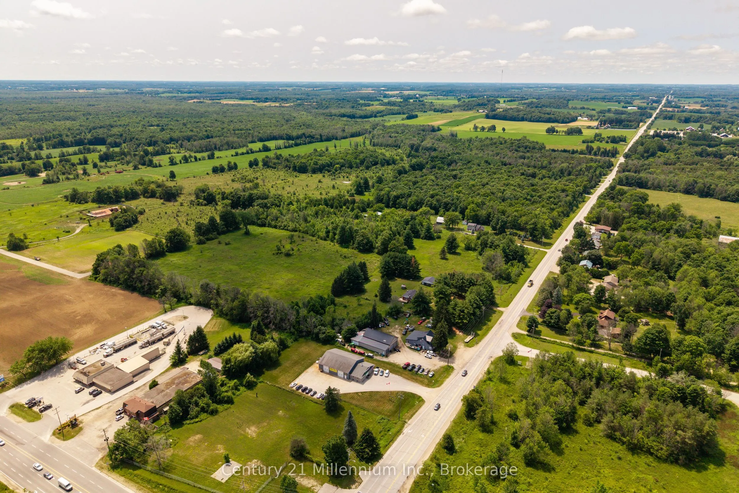 102768 Grey Rd 18 Road