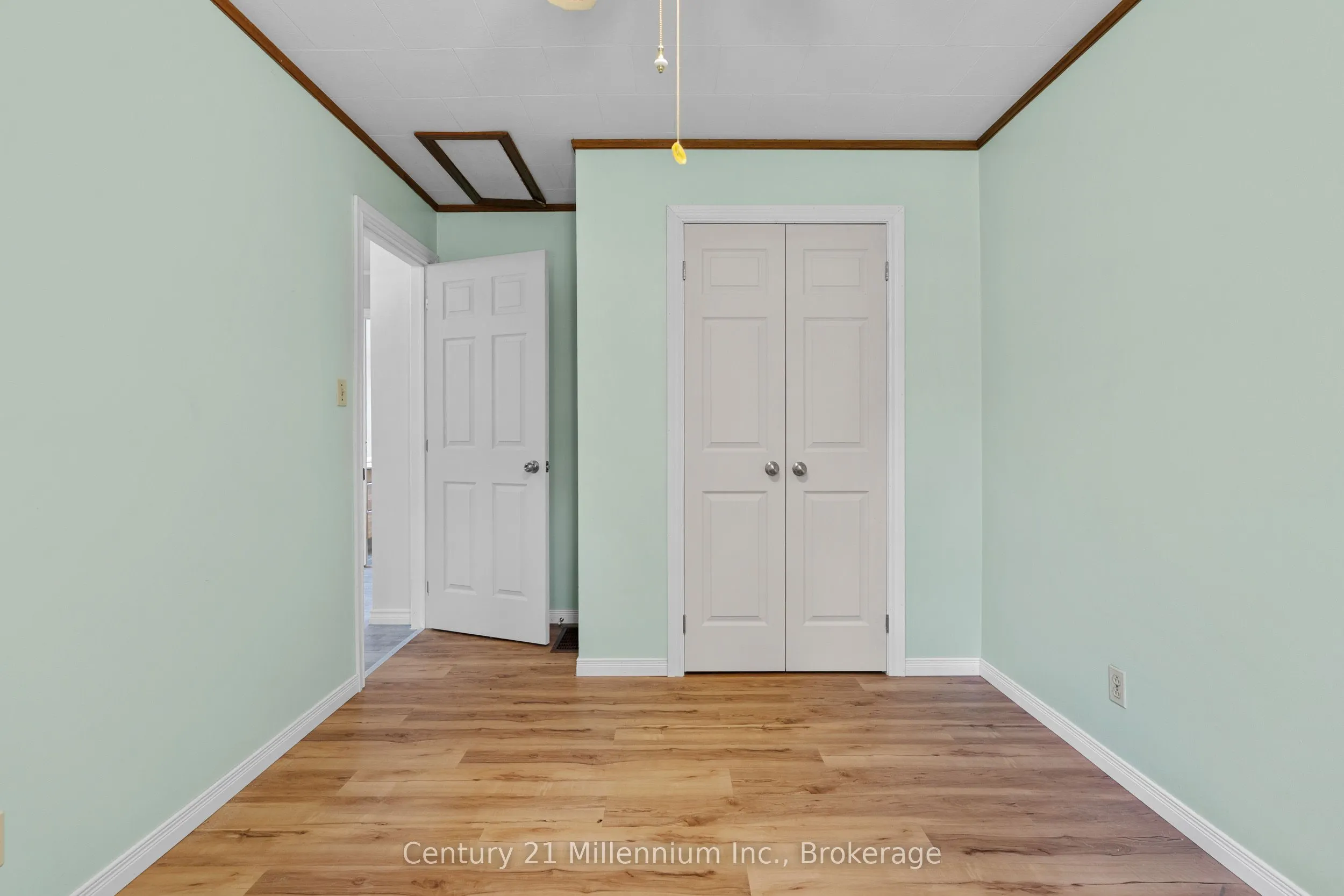 102768 Grey Rd 18 Road
