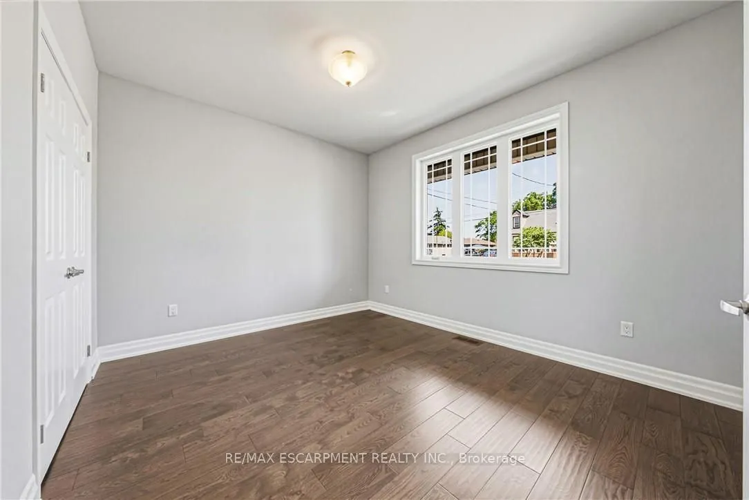 602 Cochrane Road