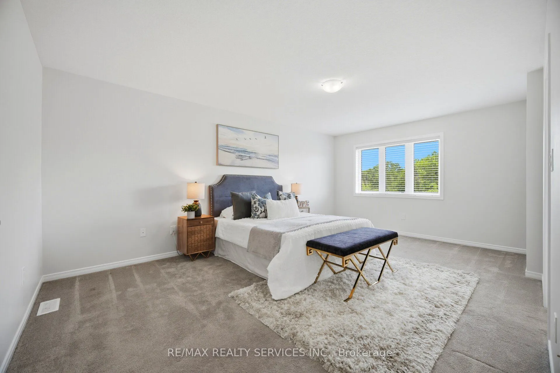 250 Esther Crescent