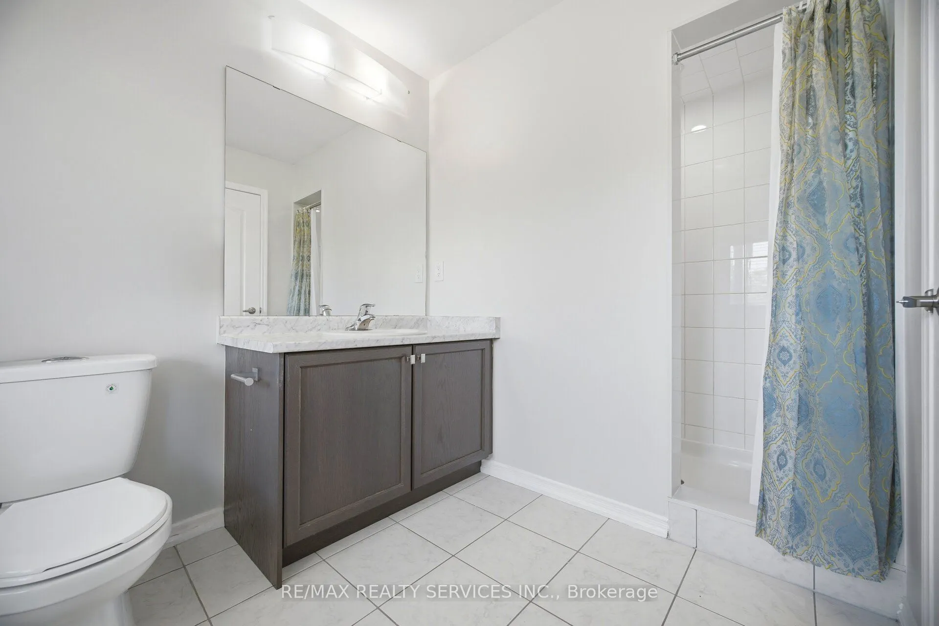 250 Esther Crescent