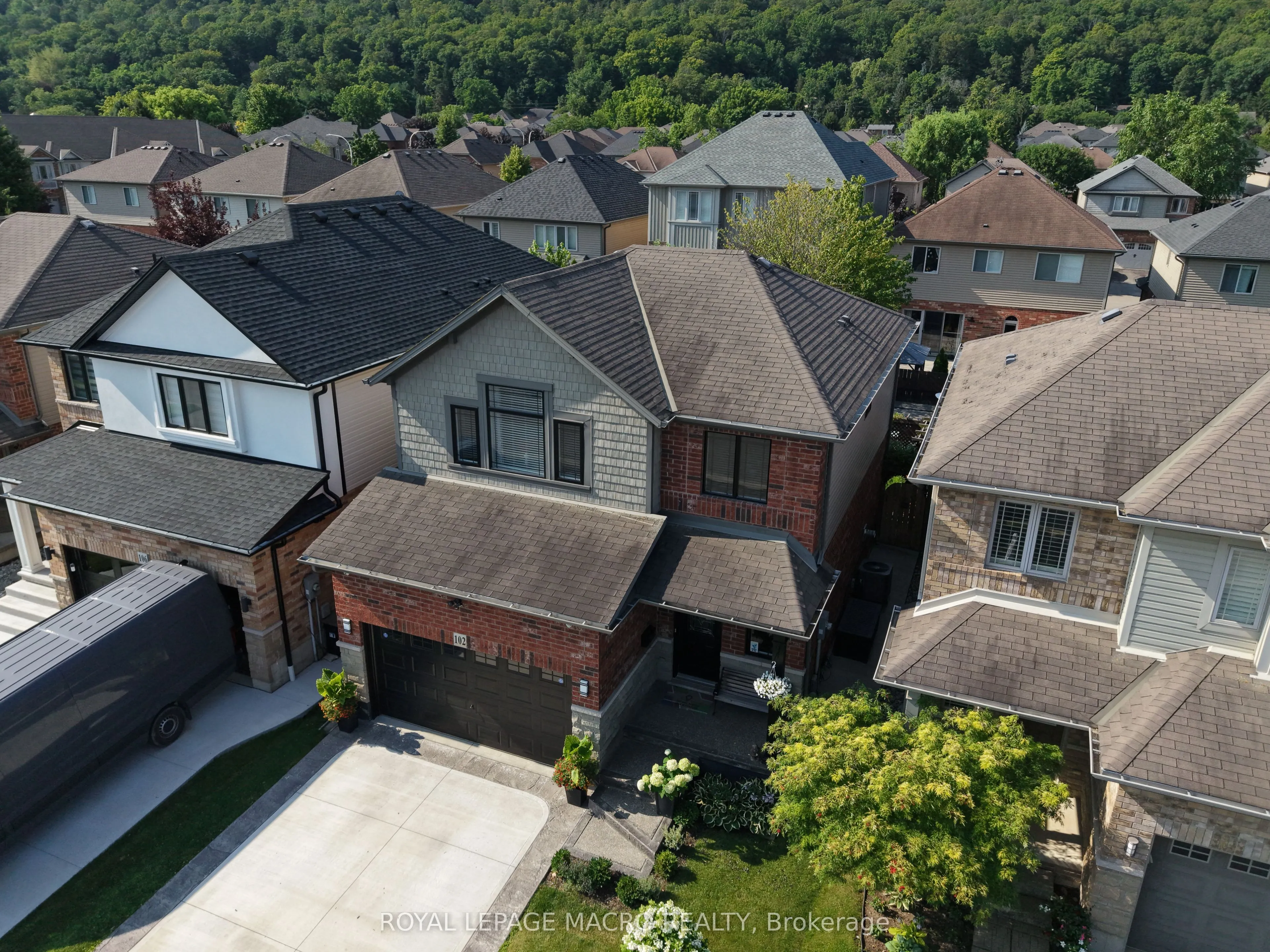 102 Willow Lane