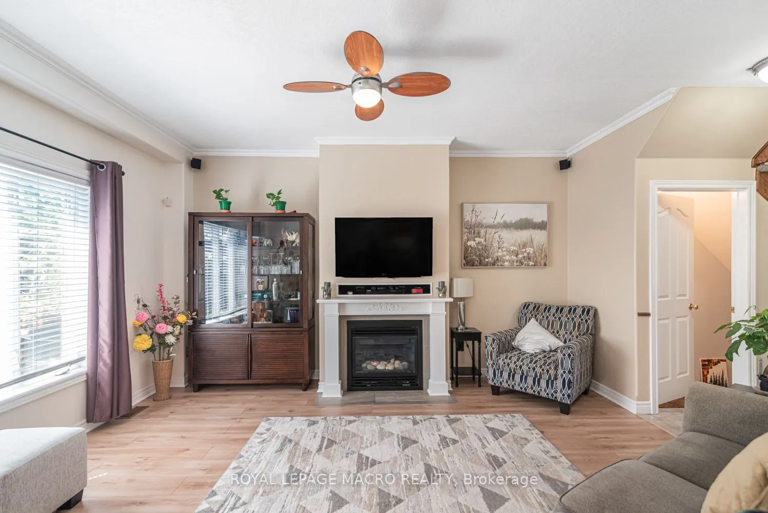 102 Willow Lane