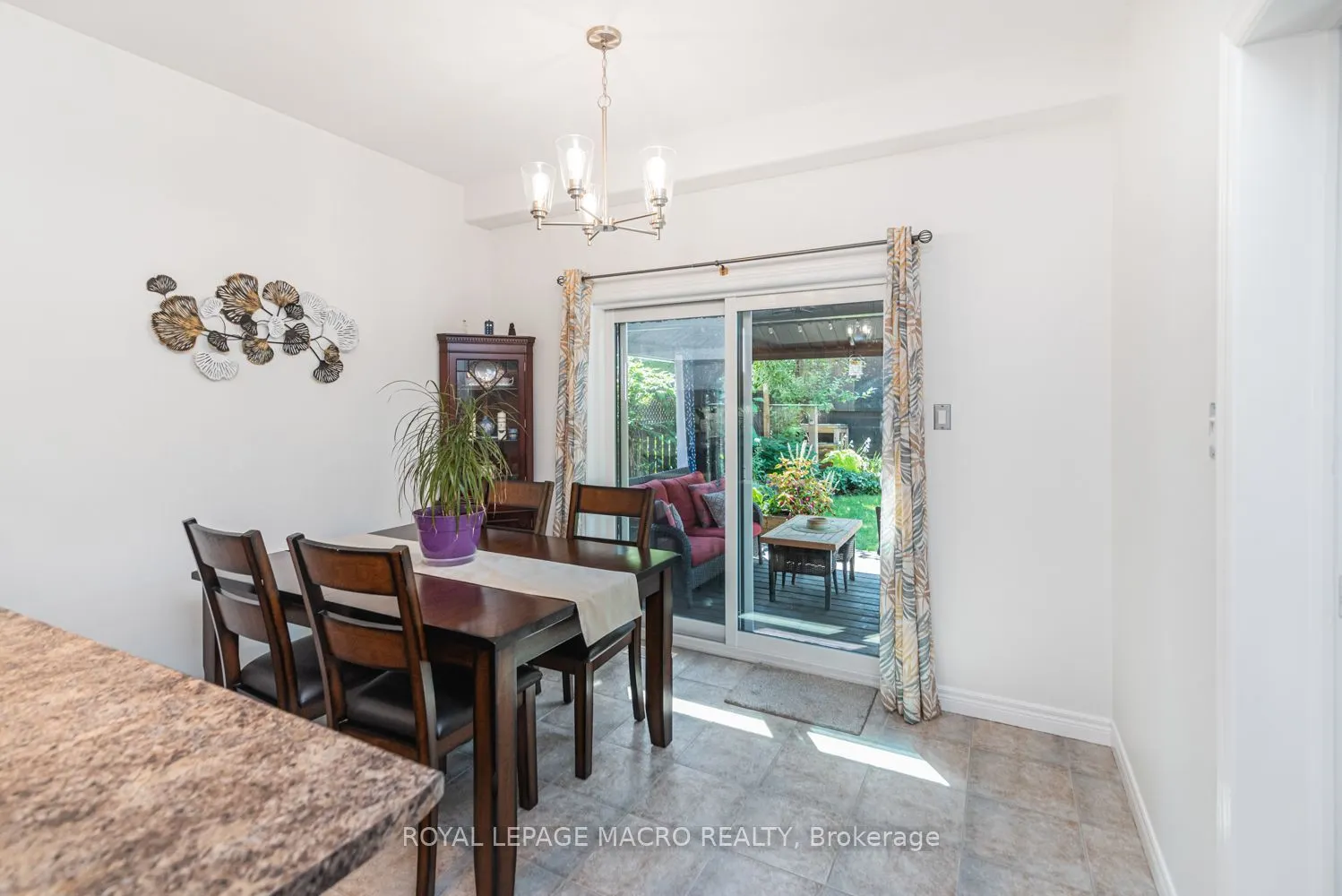 102 Willow Lane