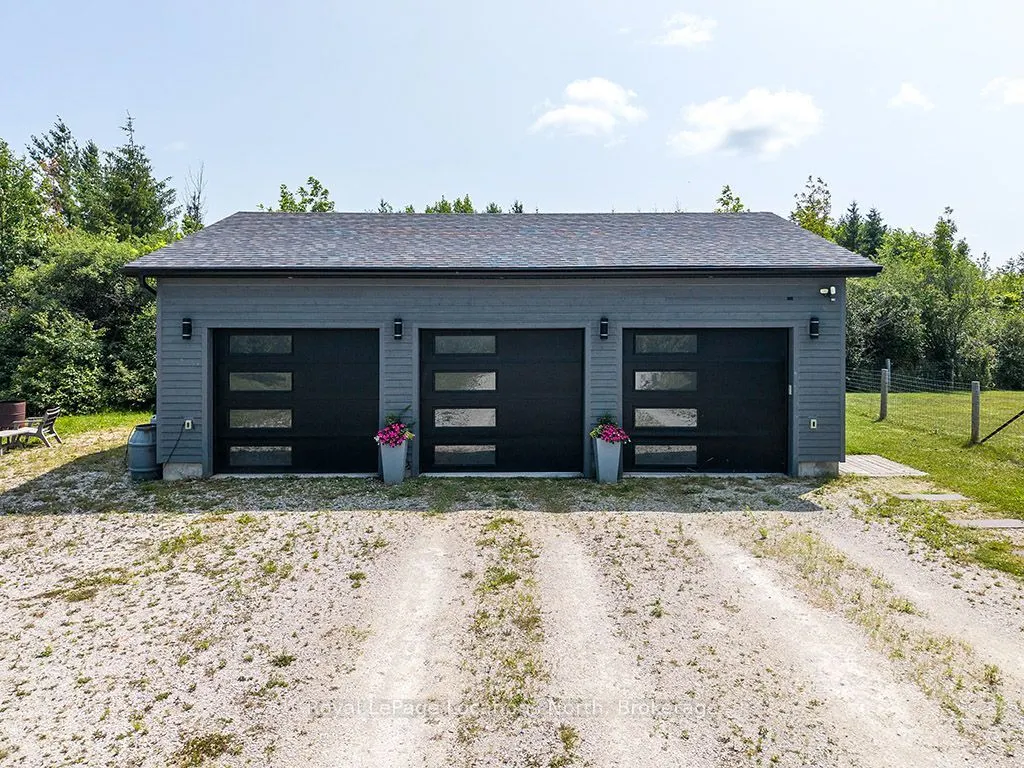 217 St Vincent Crescent