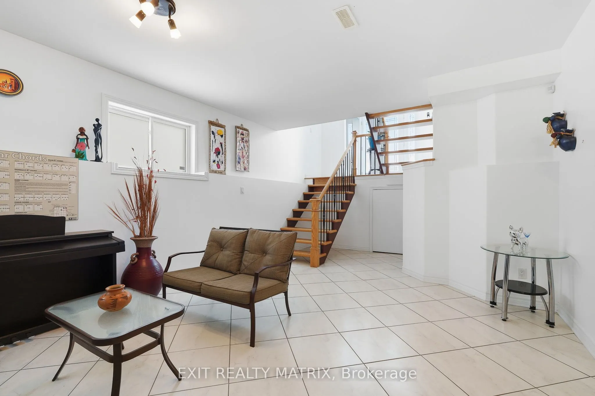279 Stiver Street