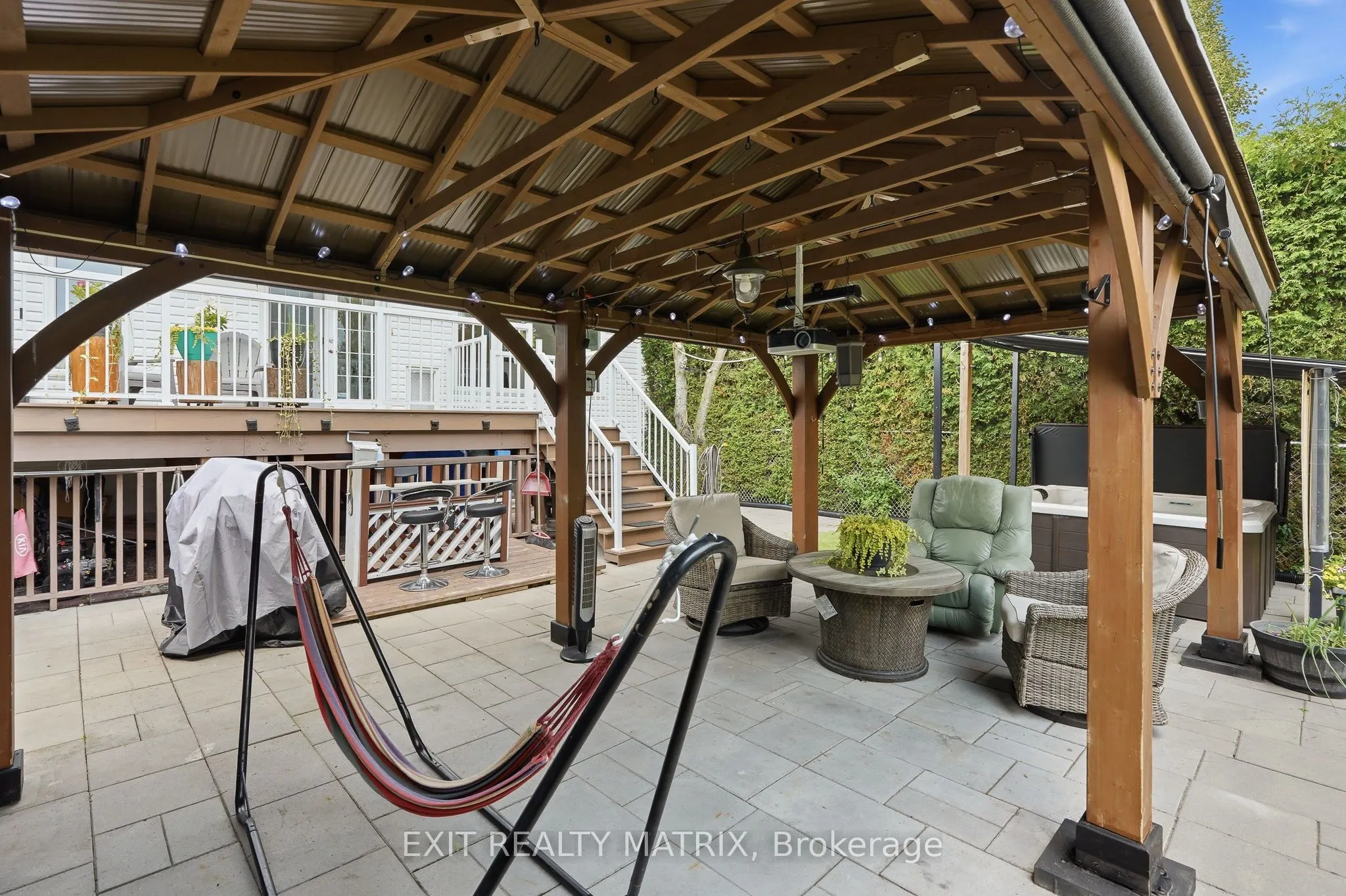 279 Stiver Street