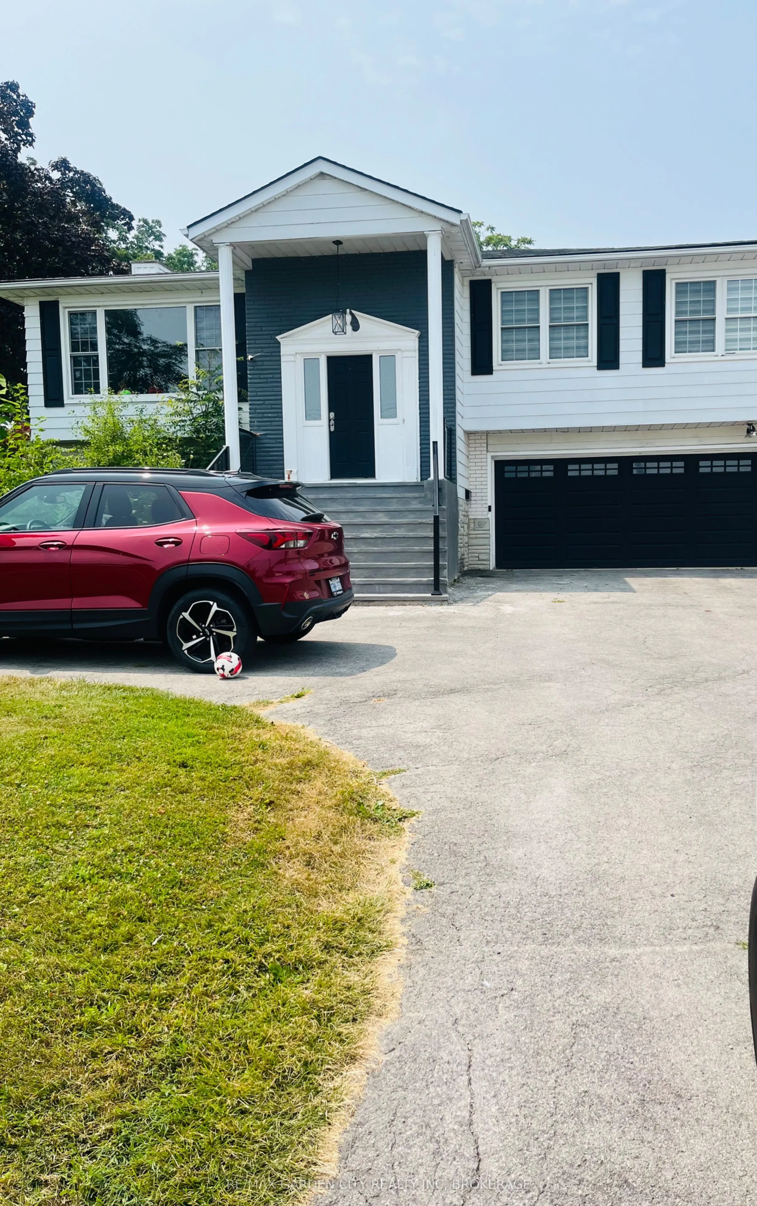 431 Niagara Boulevard