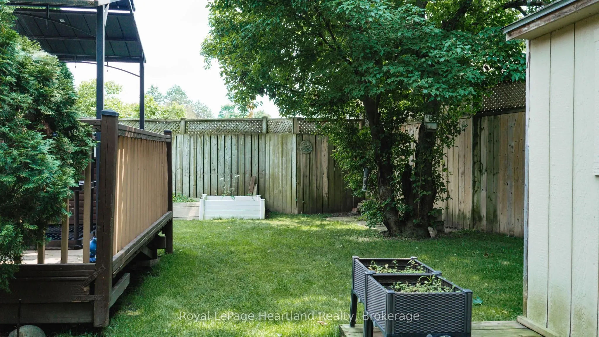 223 Kemp Crescent